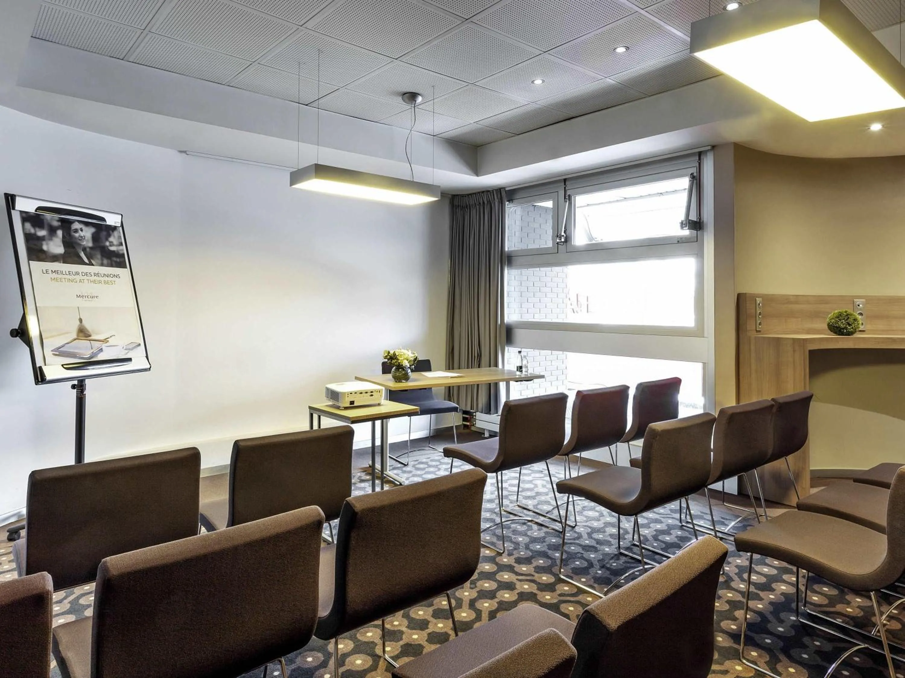 Meeting/conference room in Mercure Paris Vaugirard Porte De Versailles