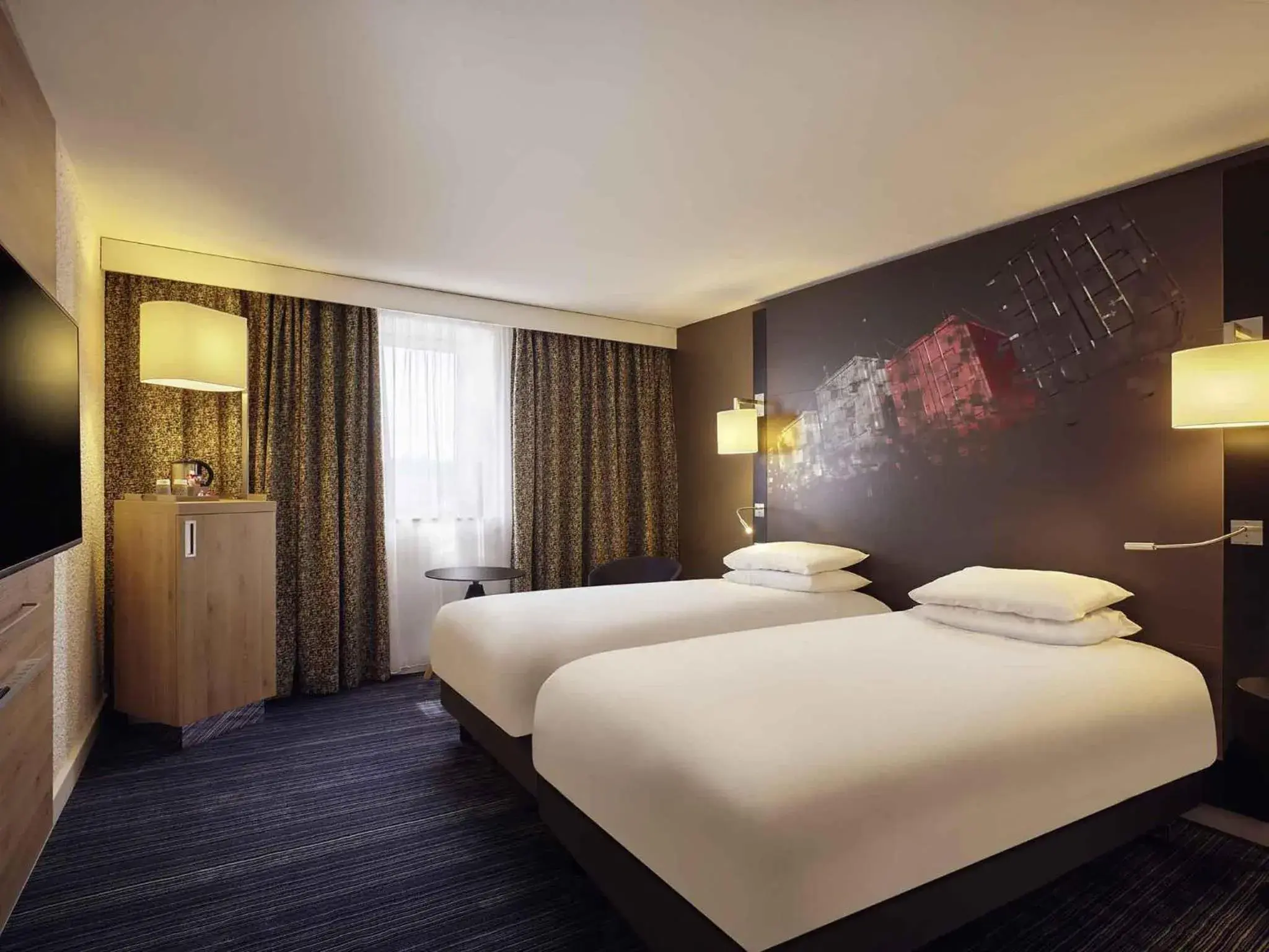 Comfort Twin Room in Mercure Le Havre Centre Bassin Du Commerce Comfort Twin Room in Mercure Le Havre Centre Bassin Du Commerce