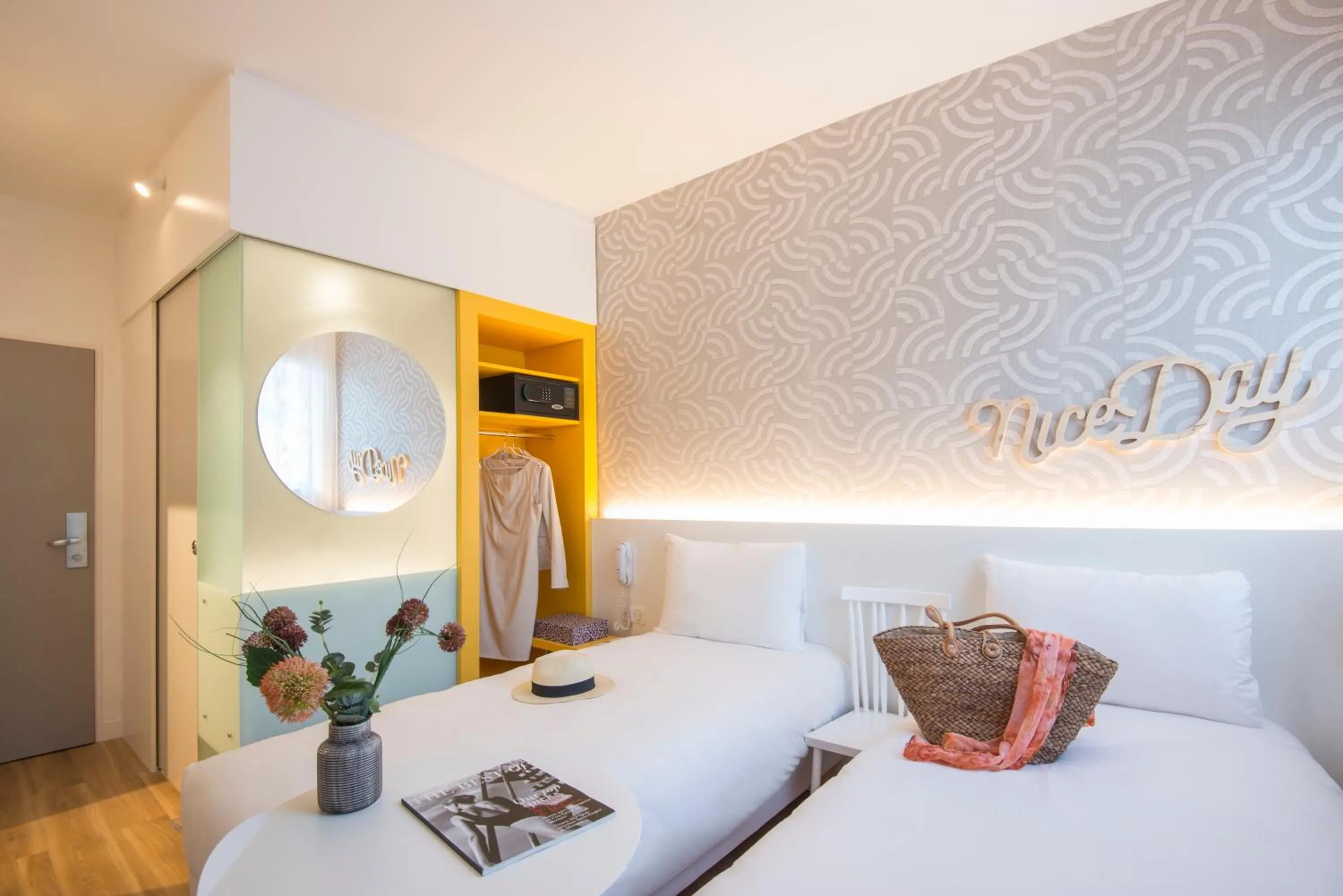 Bed in ibis Styles Nice Cap 3000 Aéroport