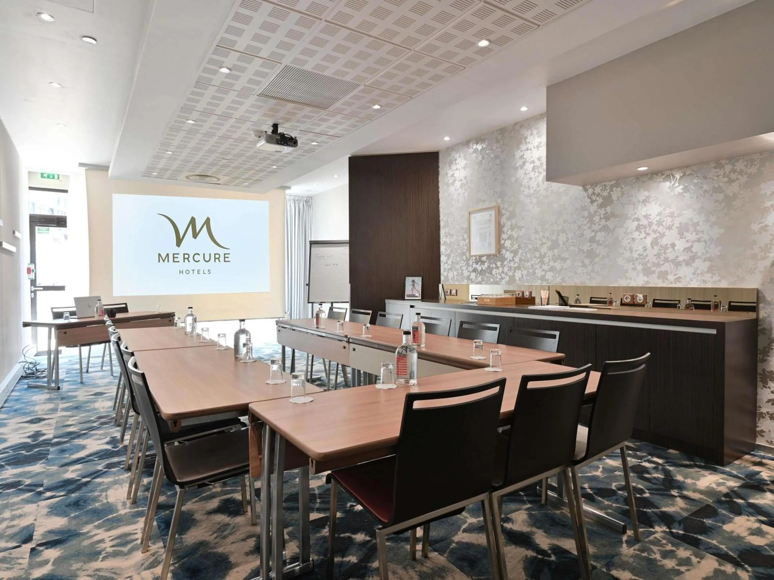 Meeting/conference room in Mercure Marseille Centre Vieux Port