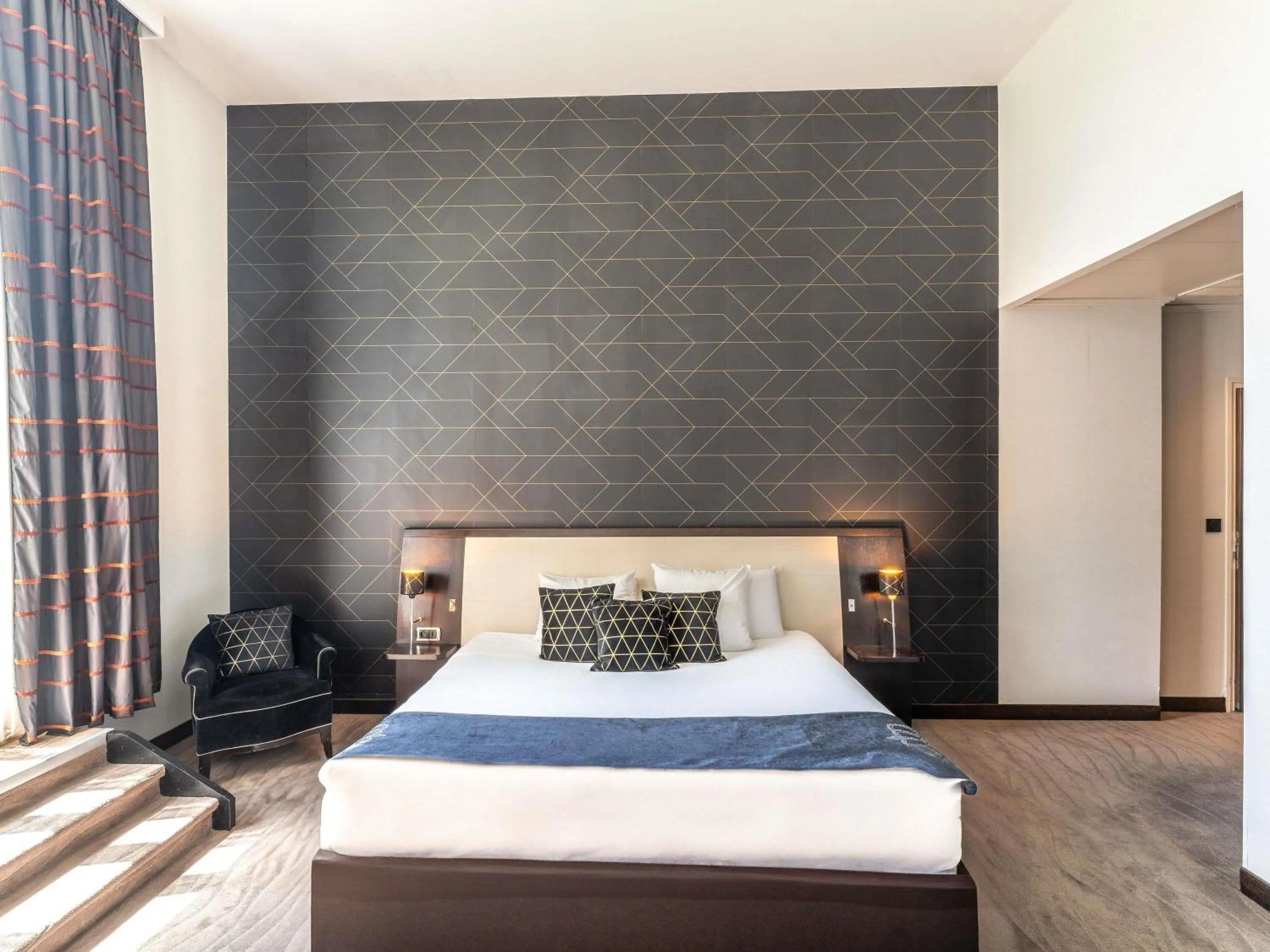 Bedroom, Bed in Mercure Le Mans Centre