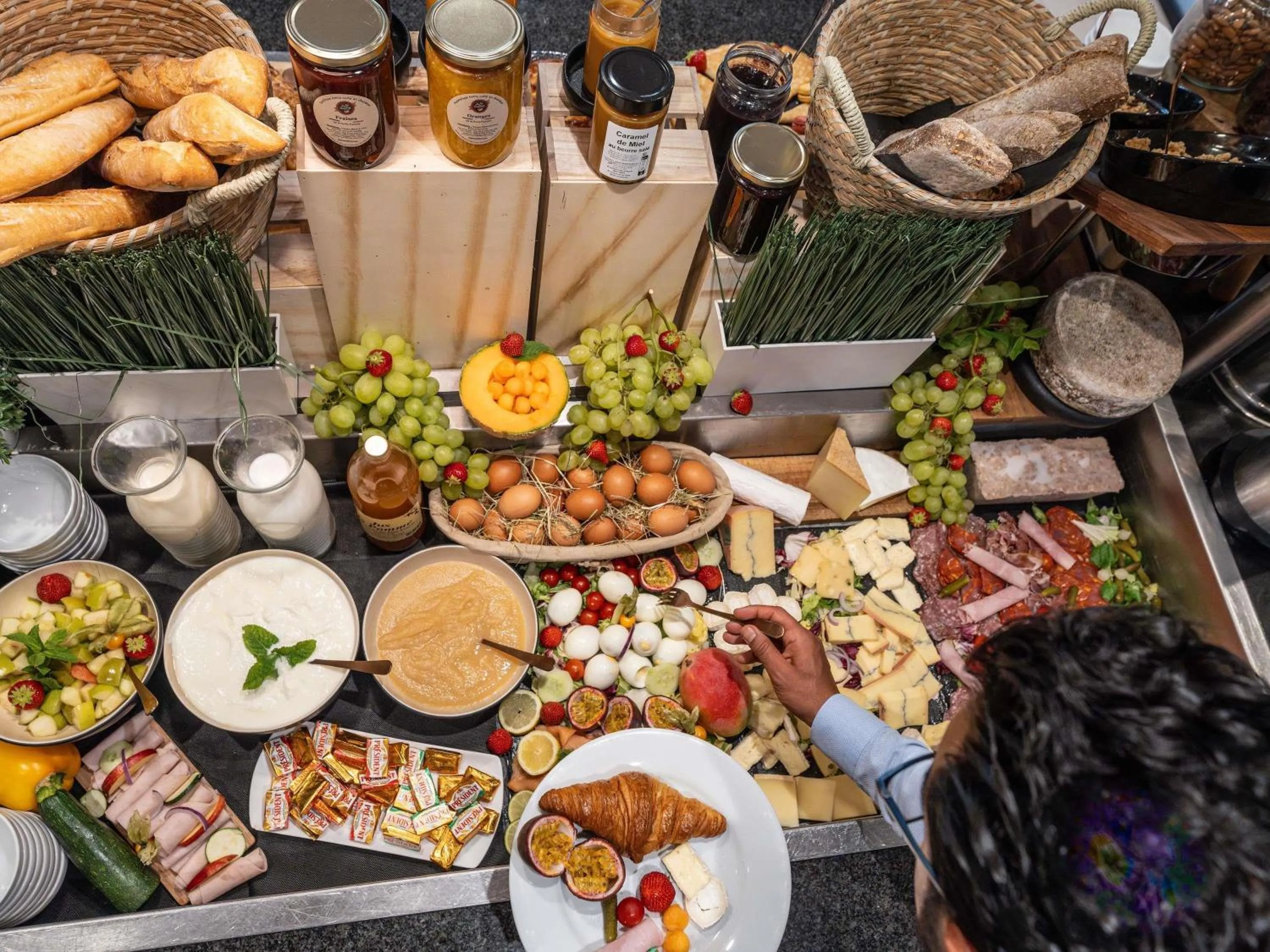 Breakfast in Mercure Le Mans Centre