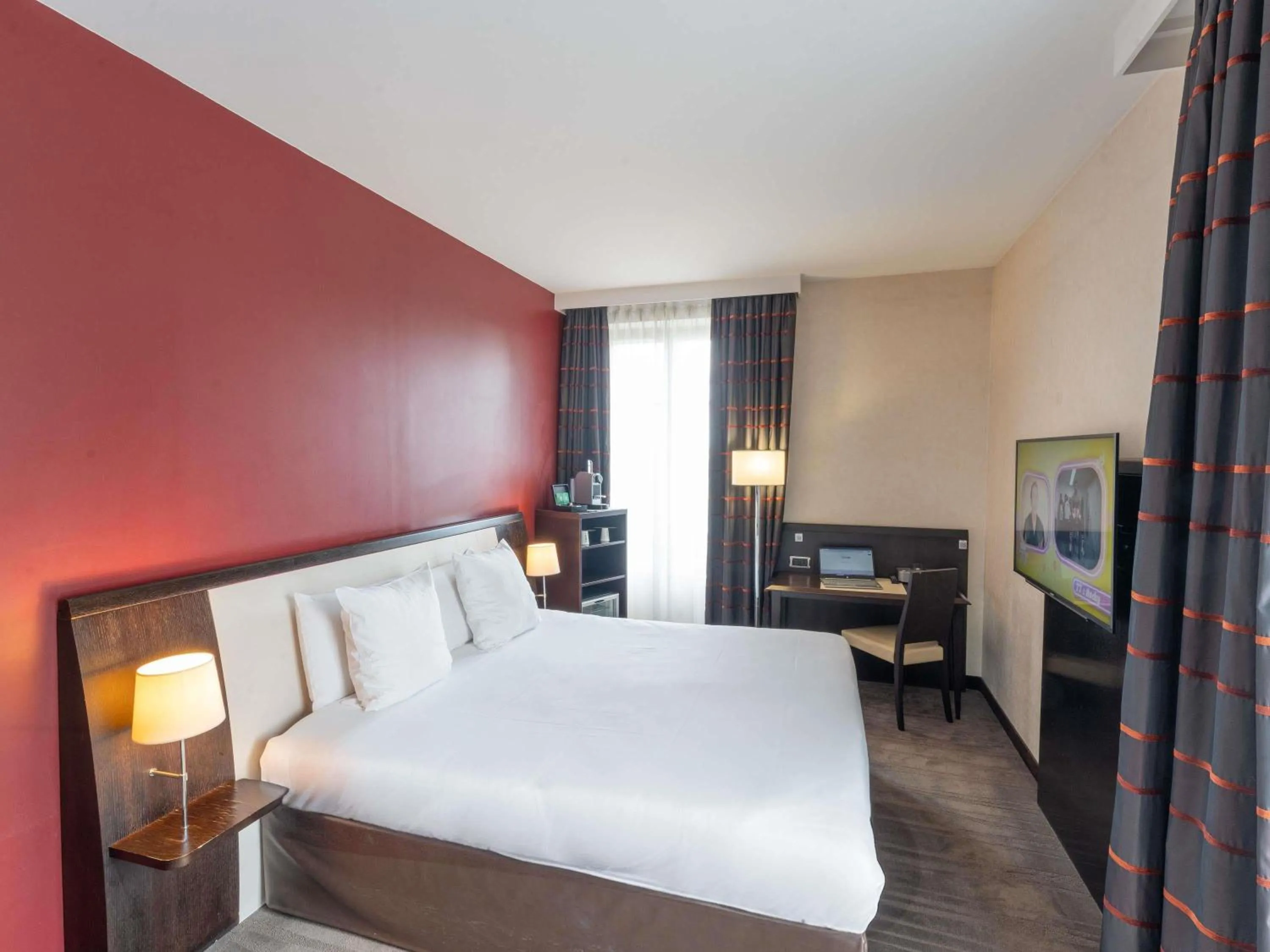 Bedroom, Bed in Mercure Le Mans Centre