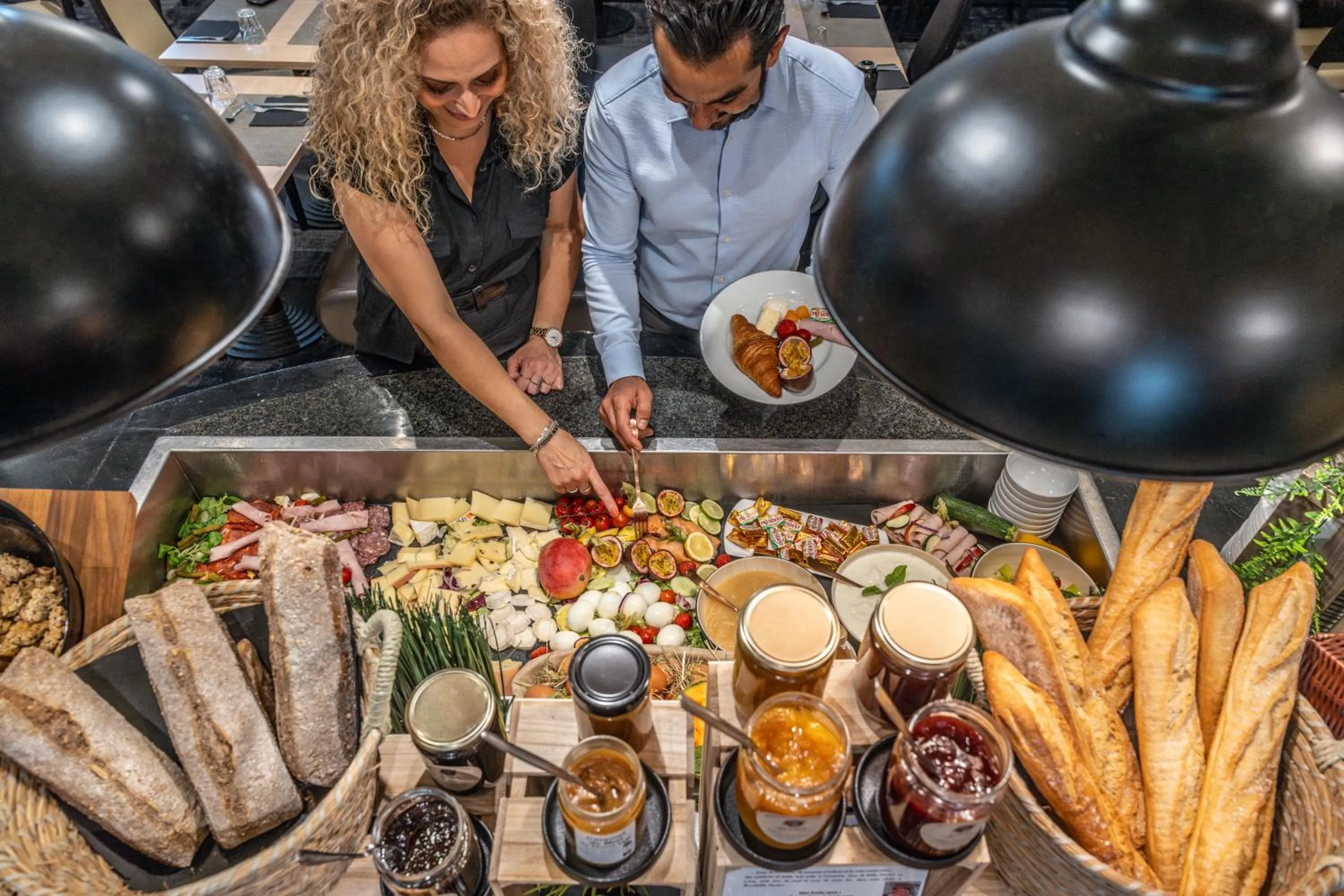 Buffet breakfast in Mercure Le Mans Centre