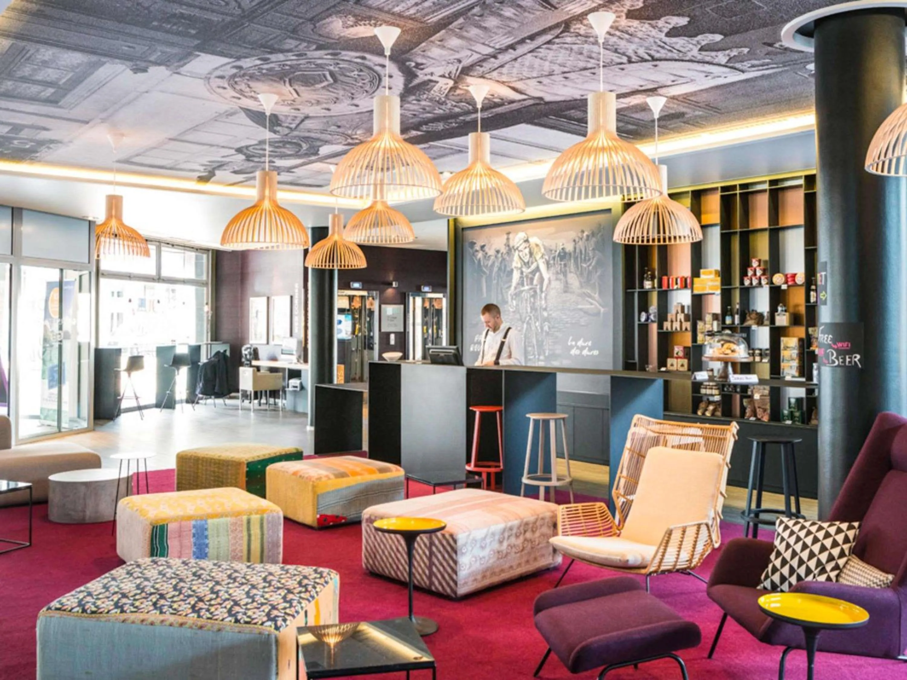 Lounge or bar in Novotel Lille Centre Gares