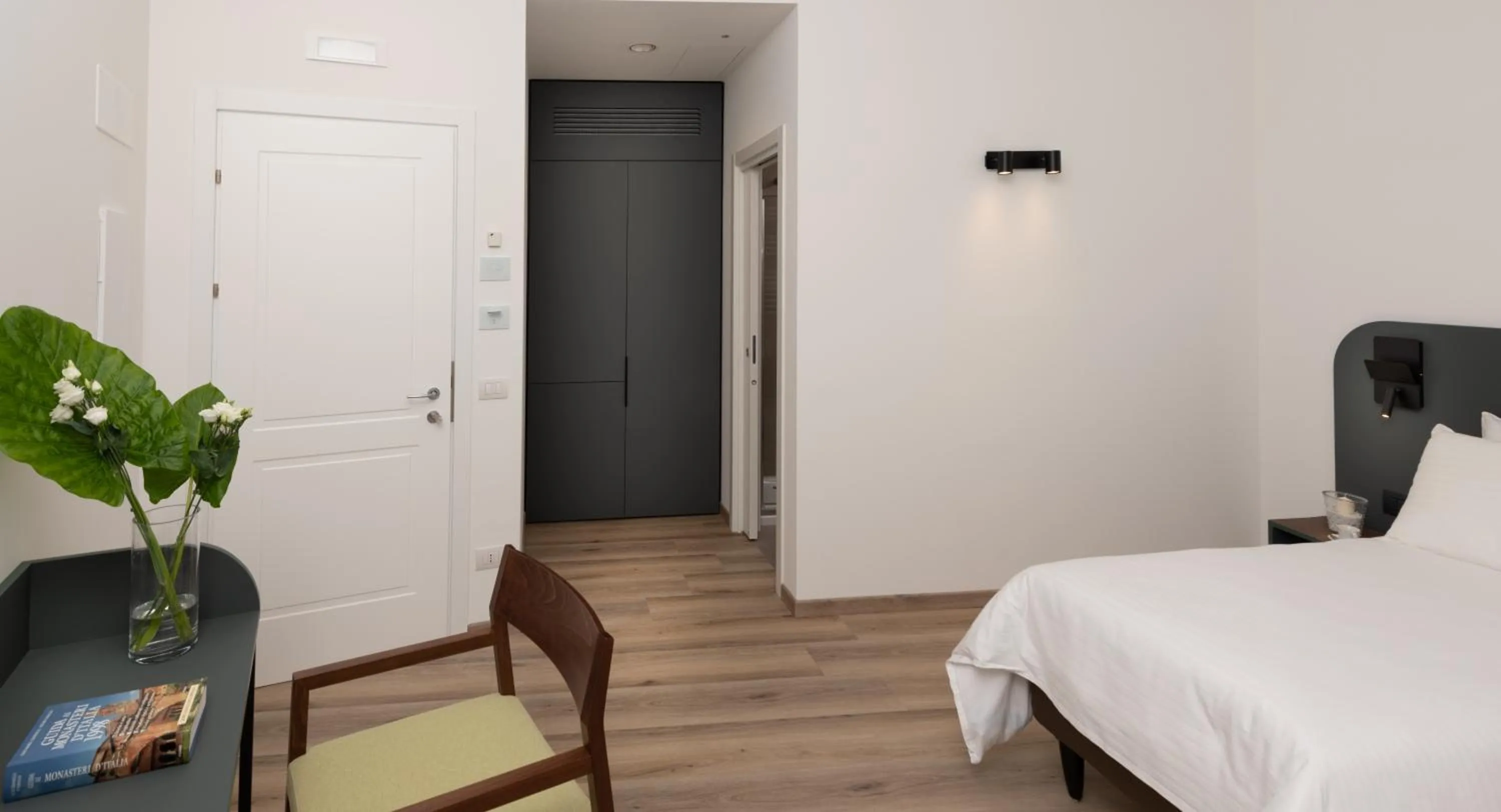 Photo of the whole room, Bed in Hotel Canton dell'Orto