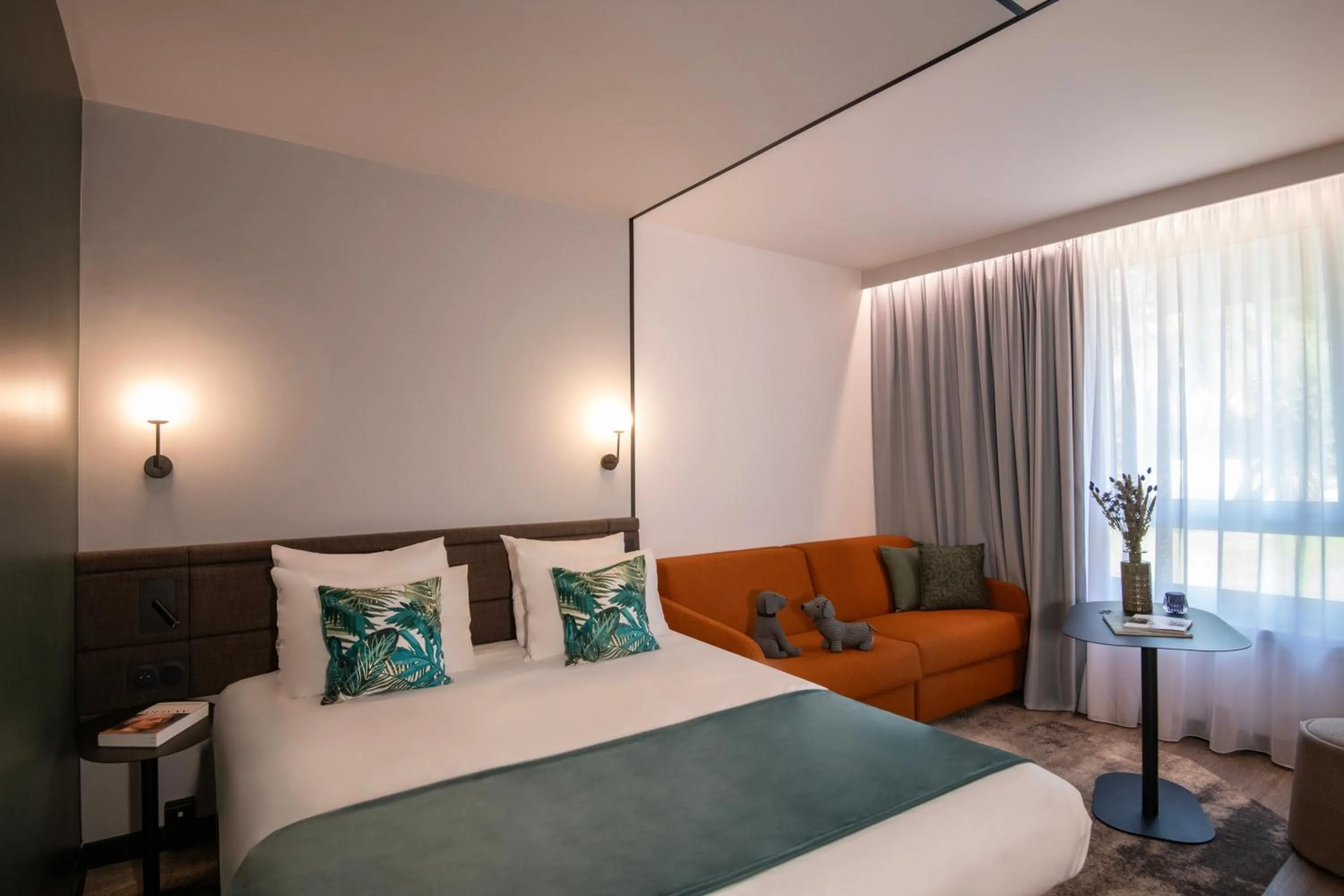 Bedroom, Bed in Novotel Nice Aéroport Cap 3000