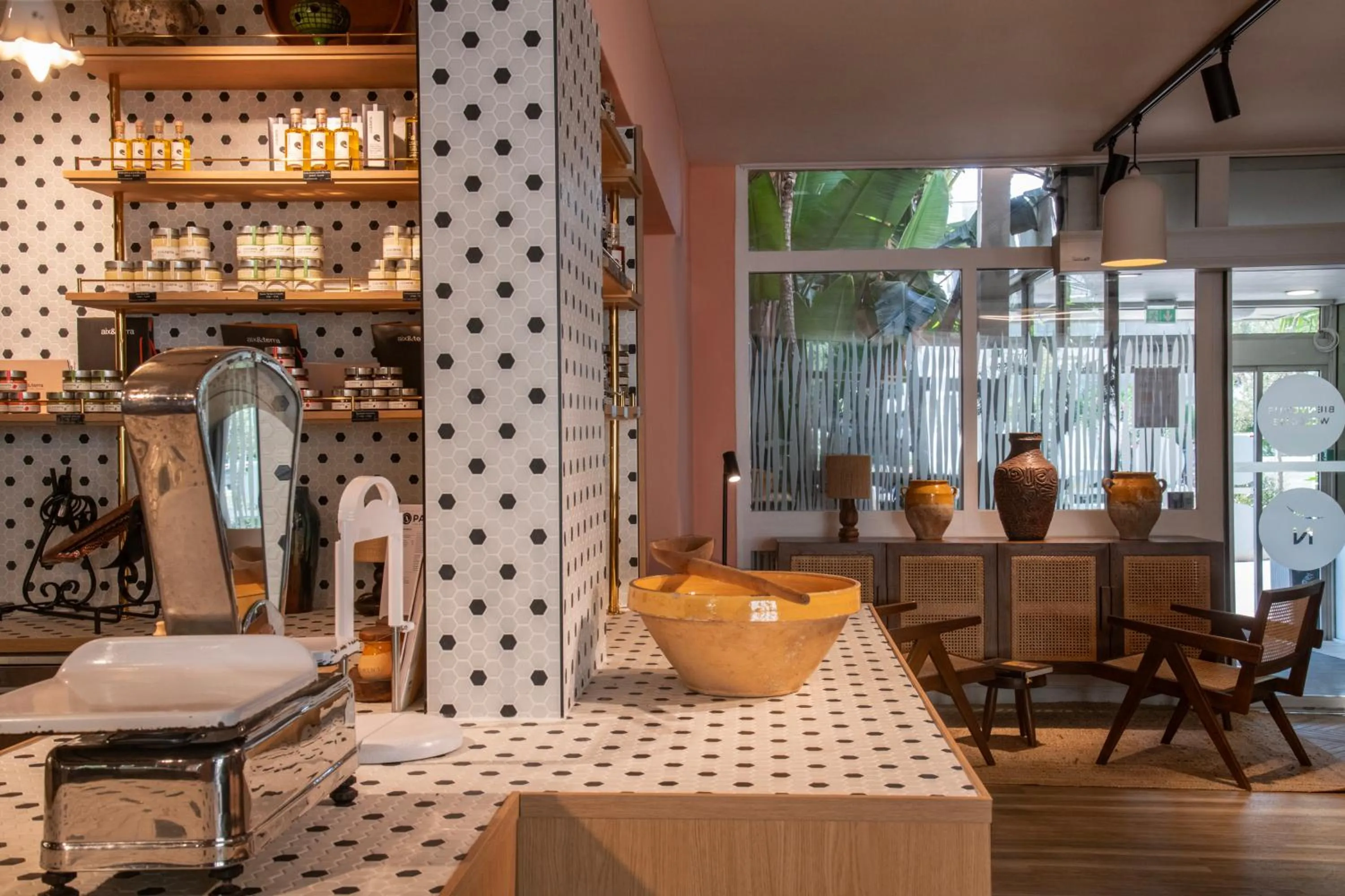 Lobby or reception in Novotel Nice Aéroport Cap 3000