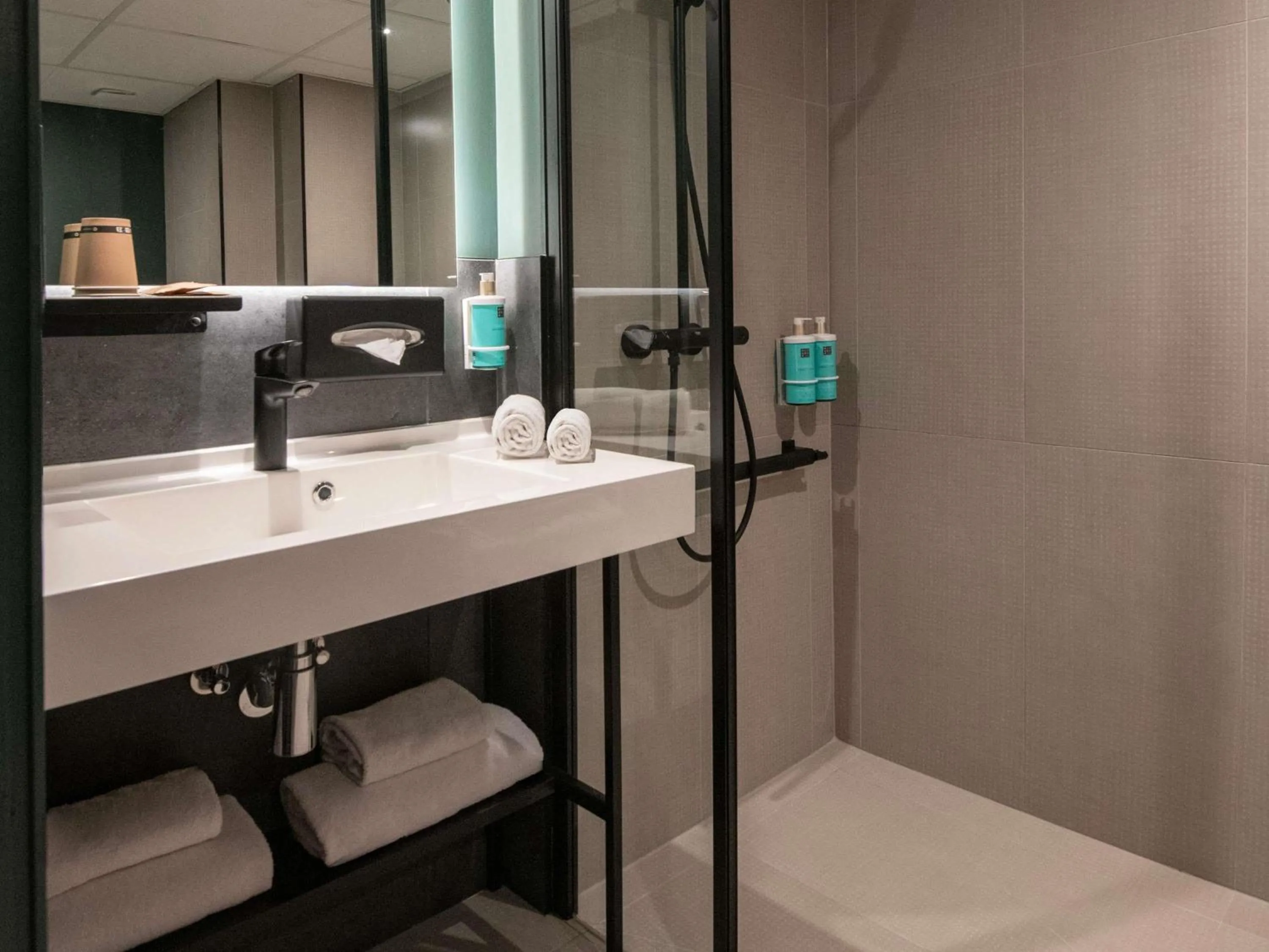 Bedroom in Novotel Nice Aéroport Cap 3000