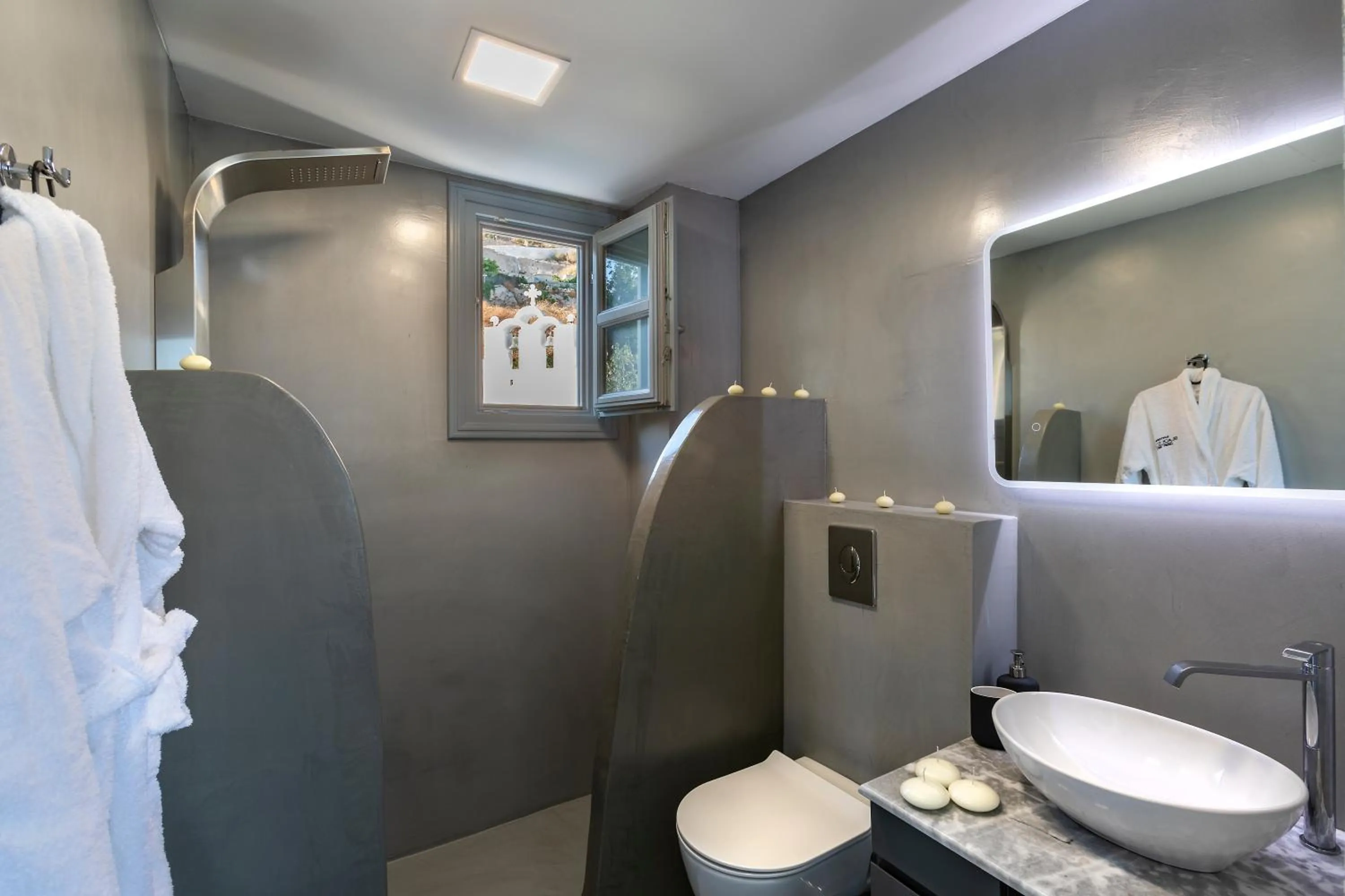 BlackStone Luxury Suites