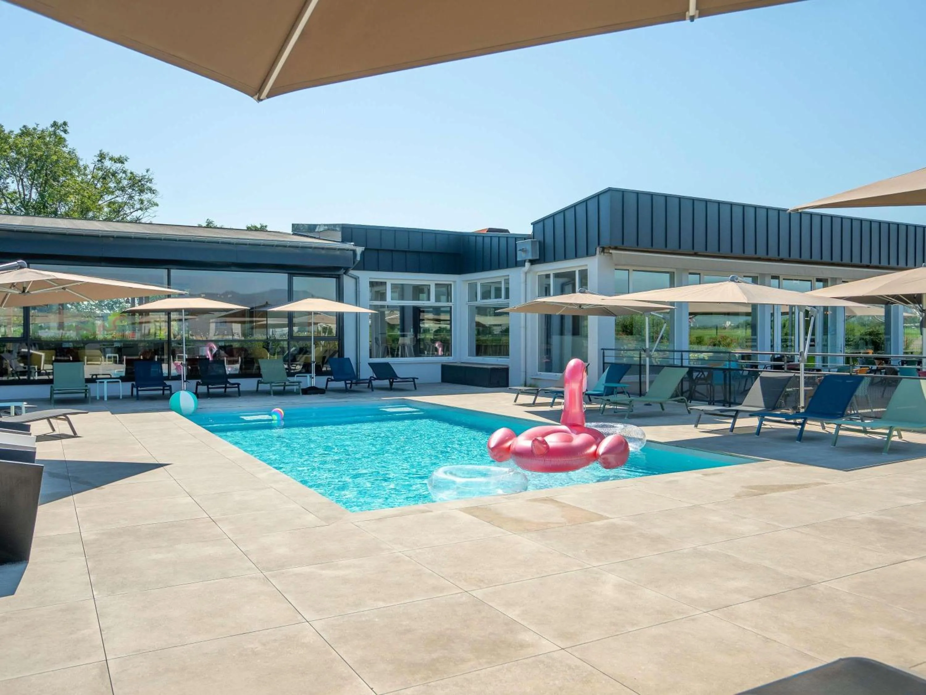 Pool view in Ibis Styles Colmar Nord