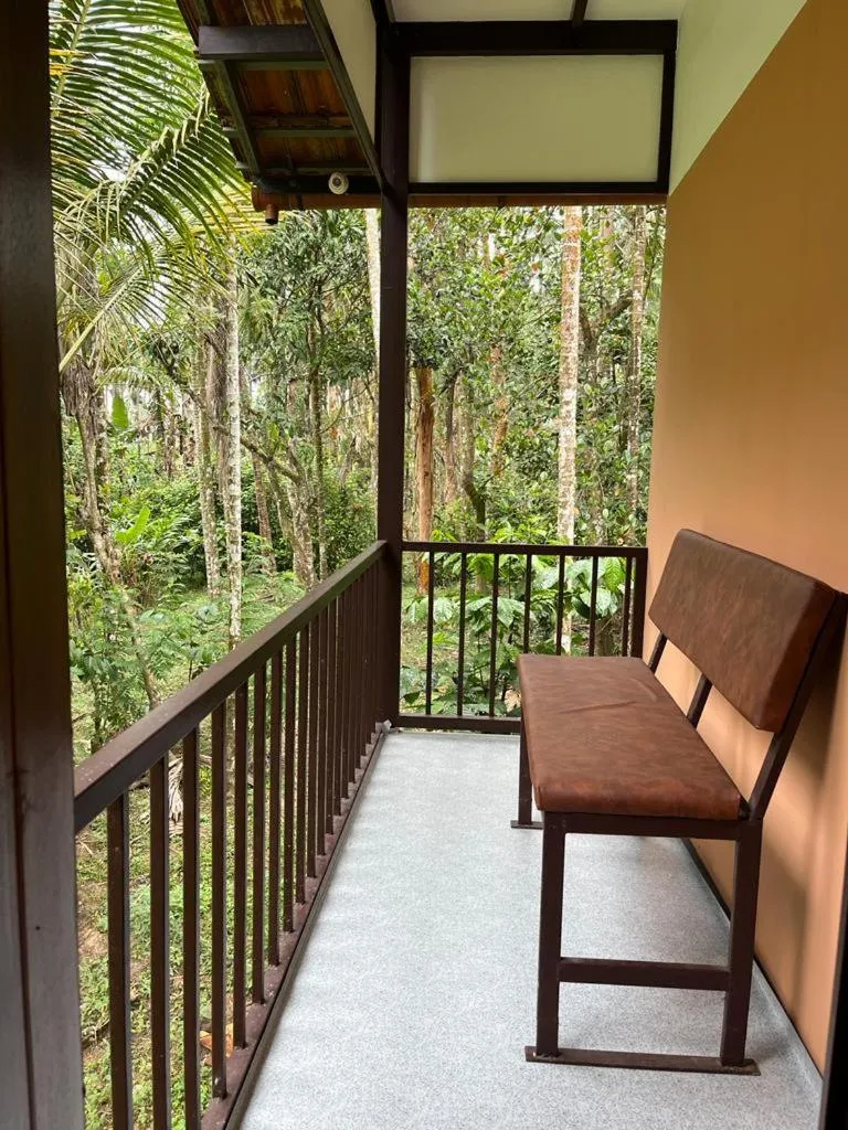 Standard family hut