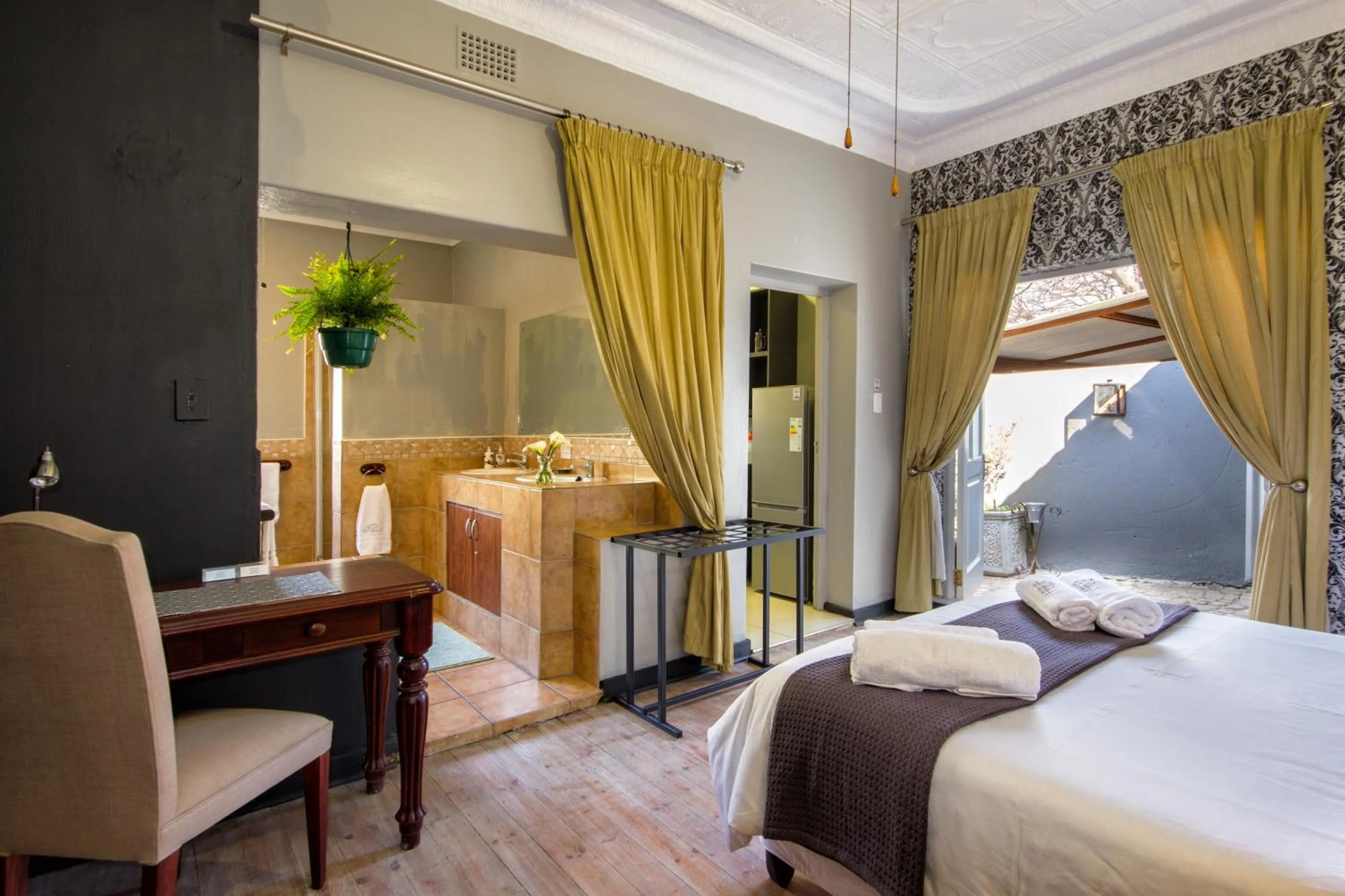 Photo of the whole room, Bed in The Minimalist Studio B