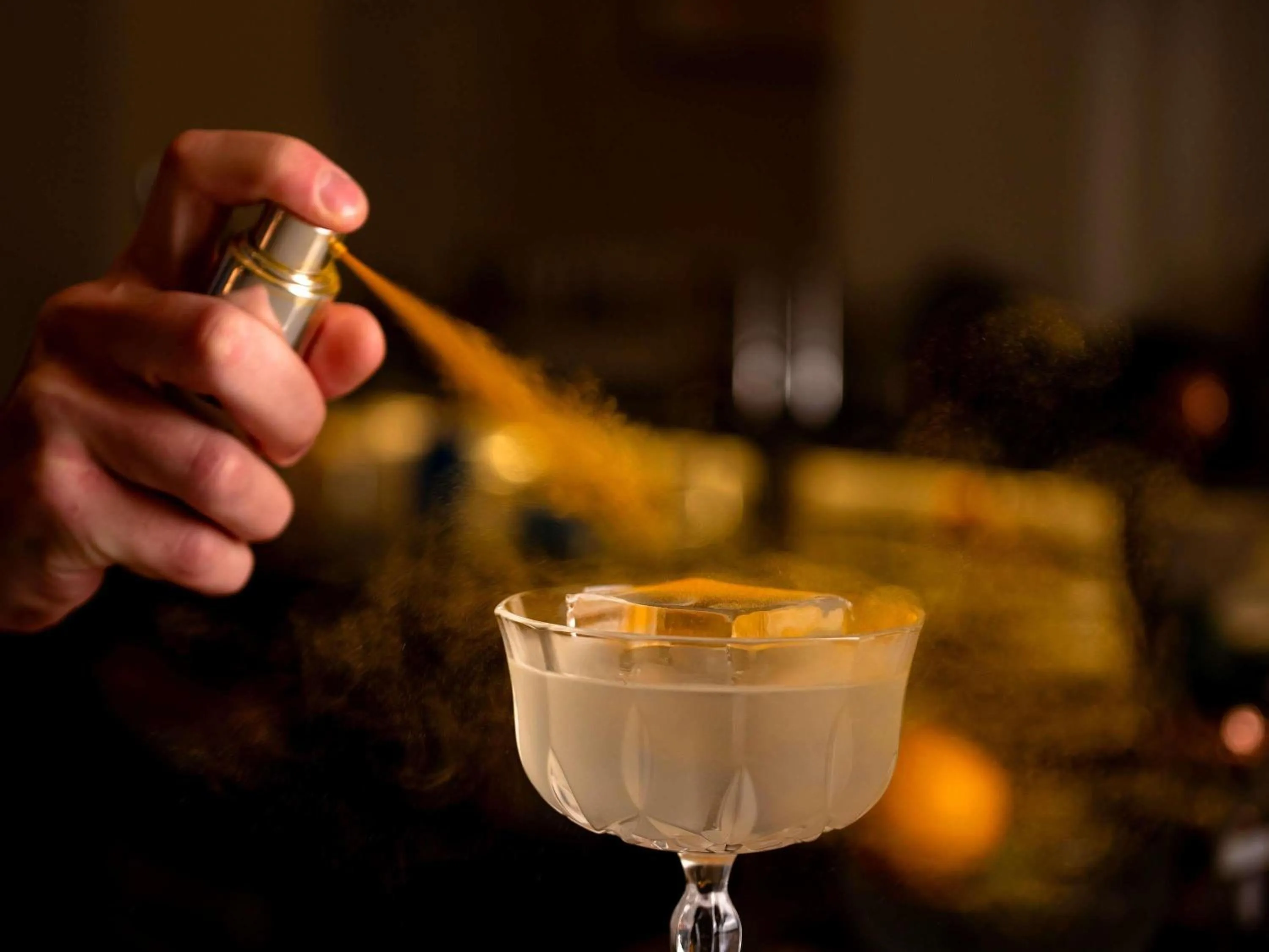 Lounge or bar in Sofitel Le Scribe Paris Opera