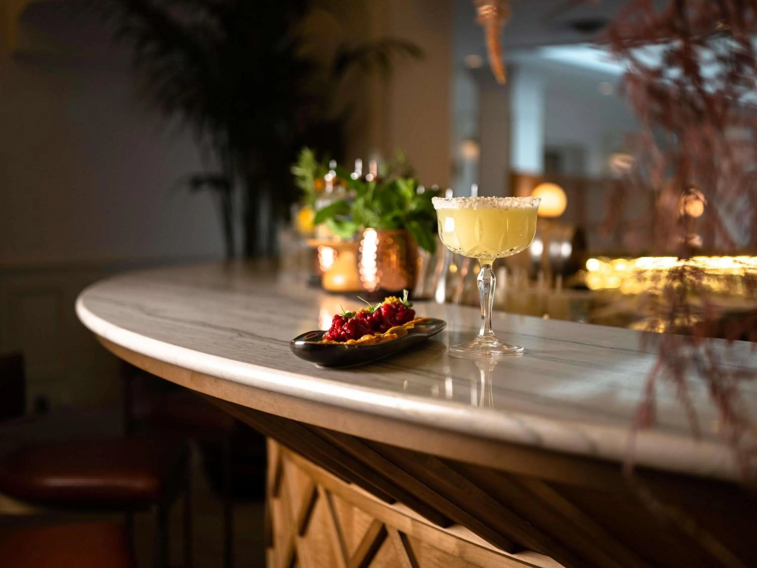 Restaurant/places to eat in Sofitel Le Scribe Paris Opera