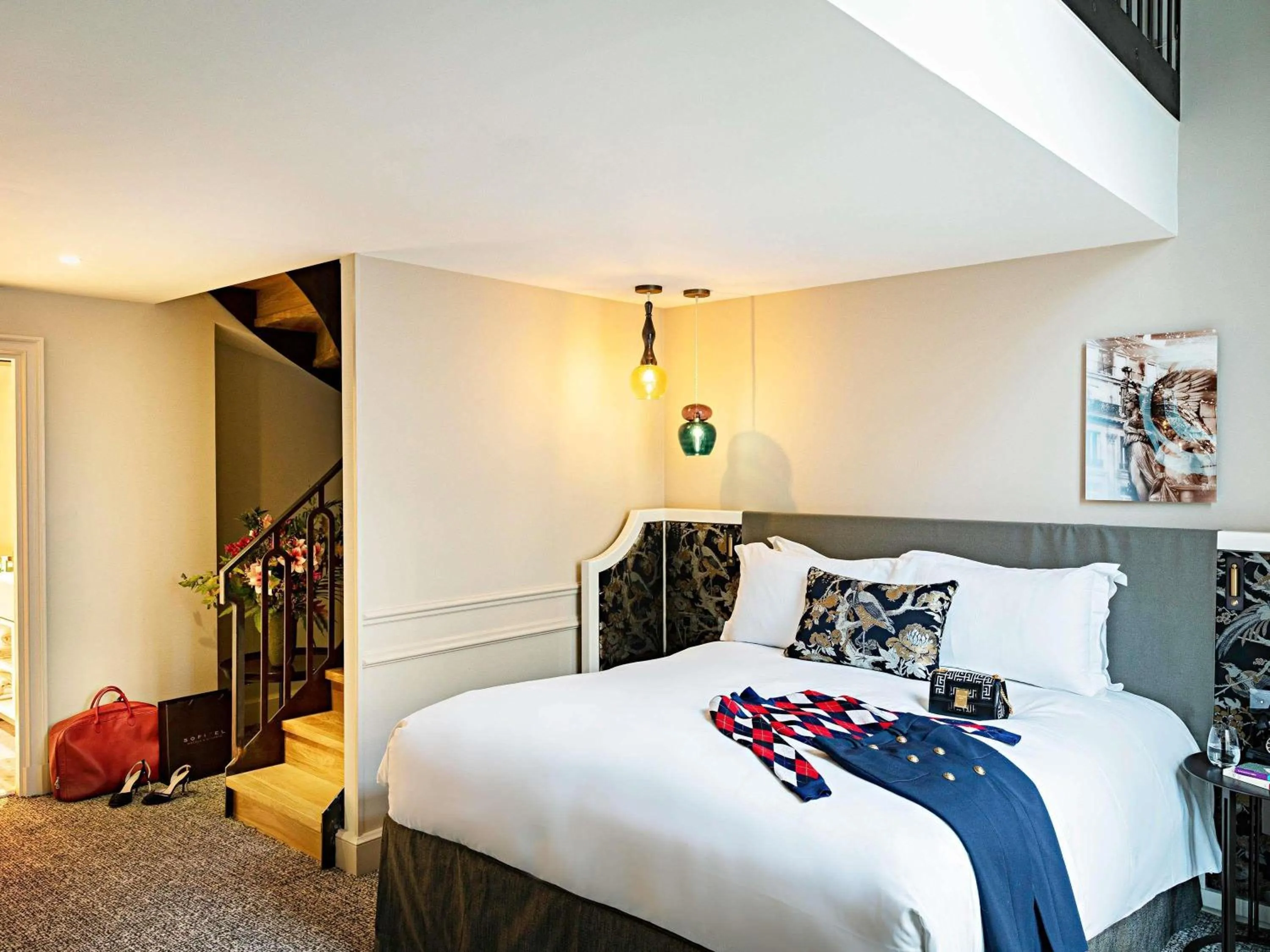 Bedroom, Bed in Sofitel Le Scribe Paris Opera