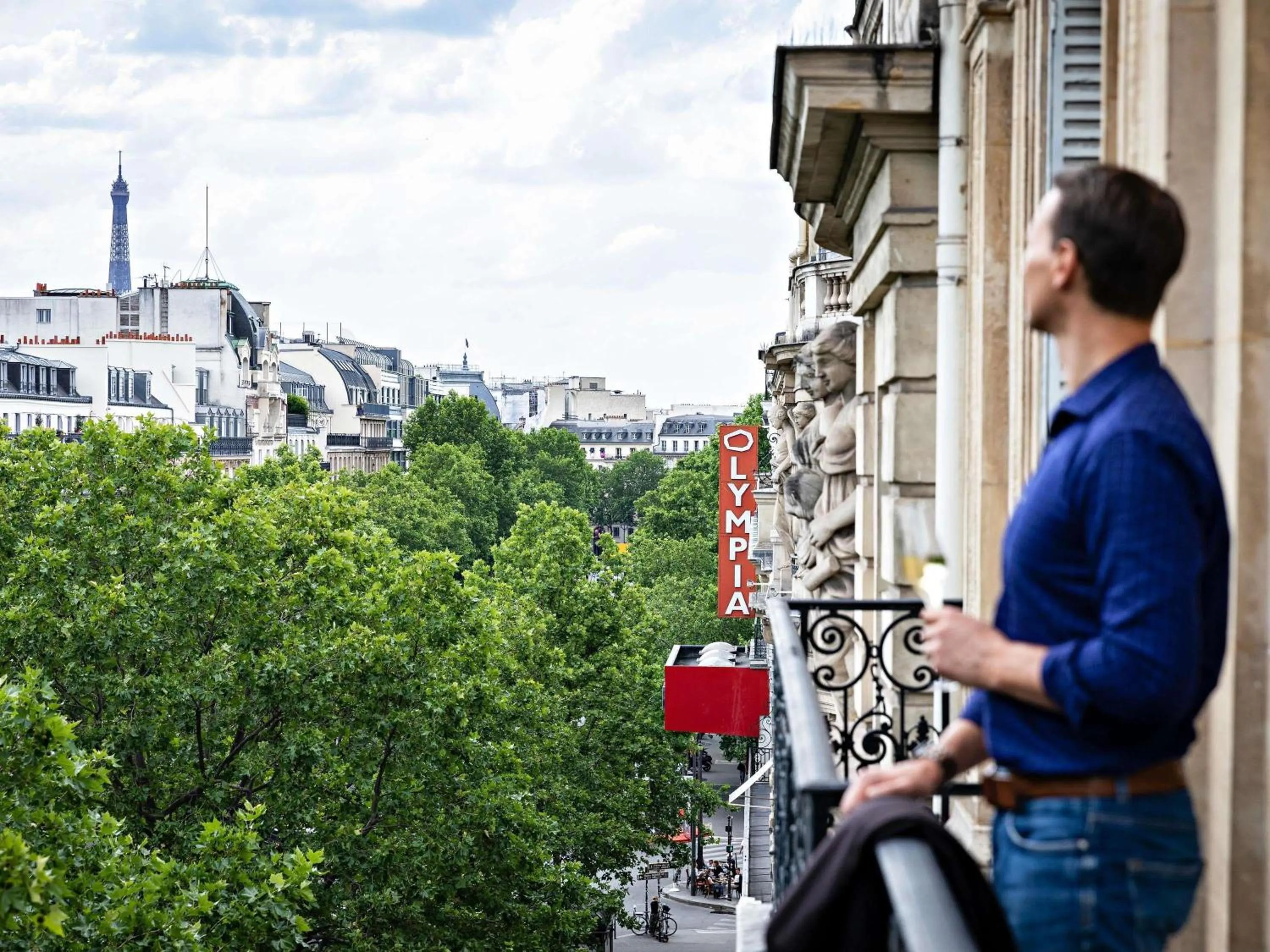 Bedroom in Sofitel Le Scribe Paris Opera