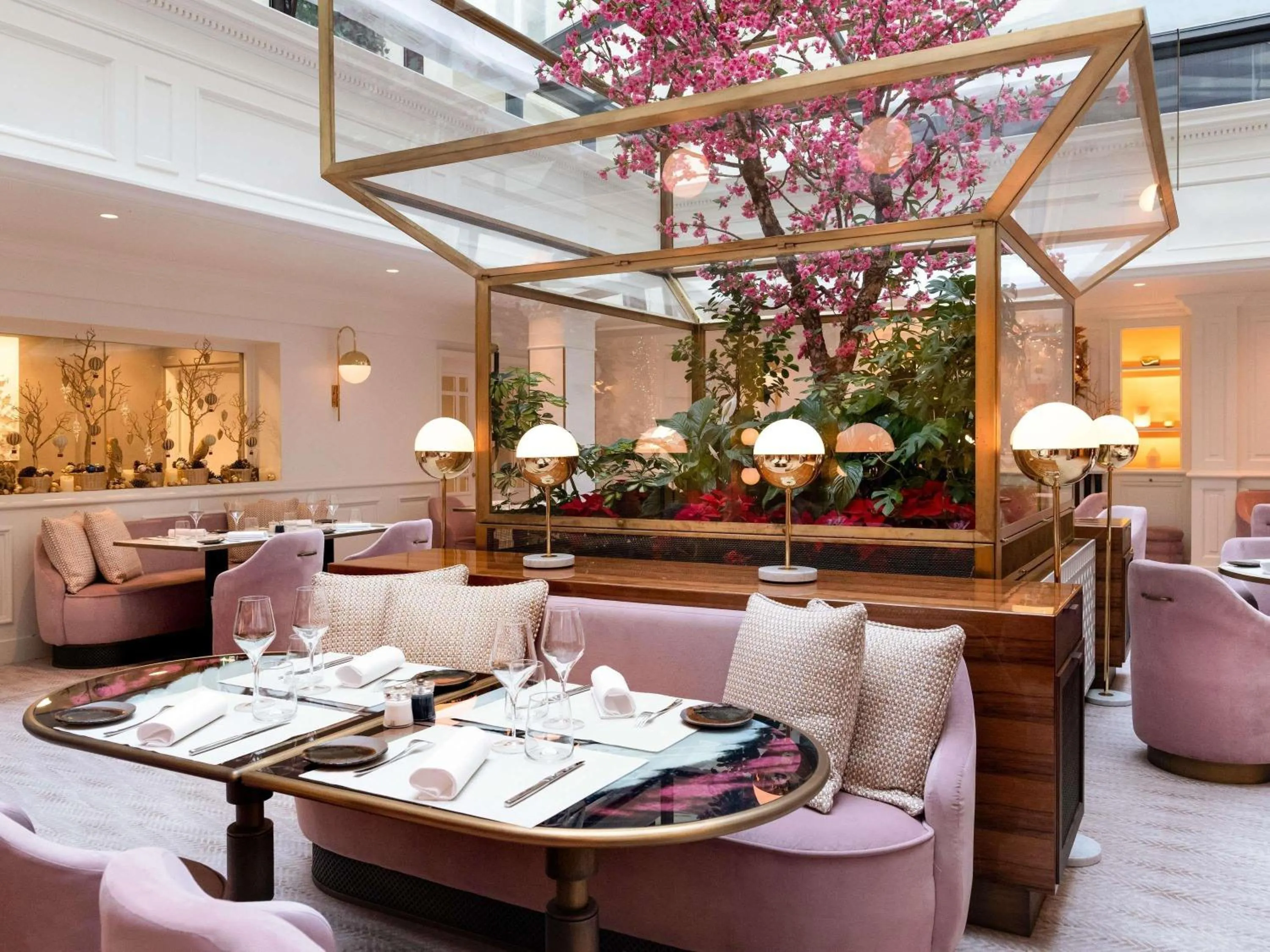 Restaurant/places to eat in Sofitel Le Scribe Paris Opera