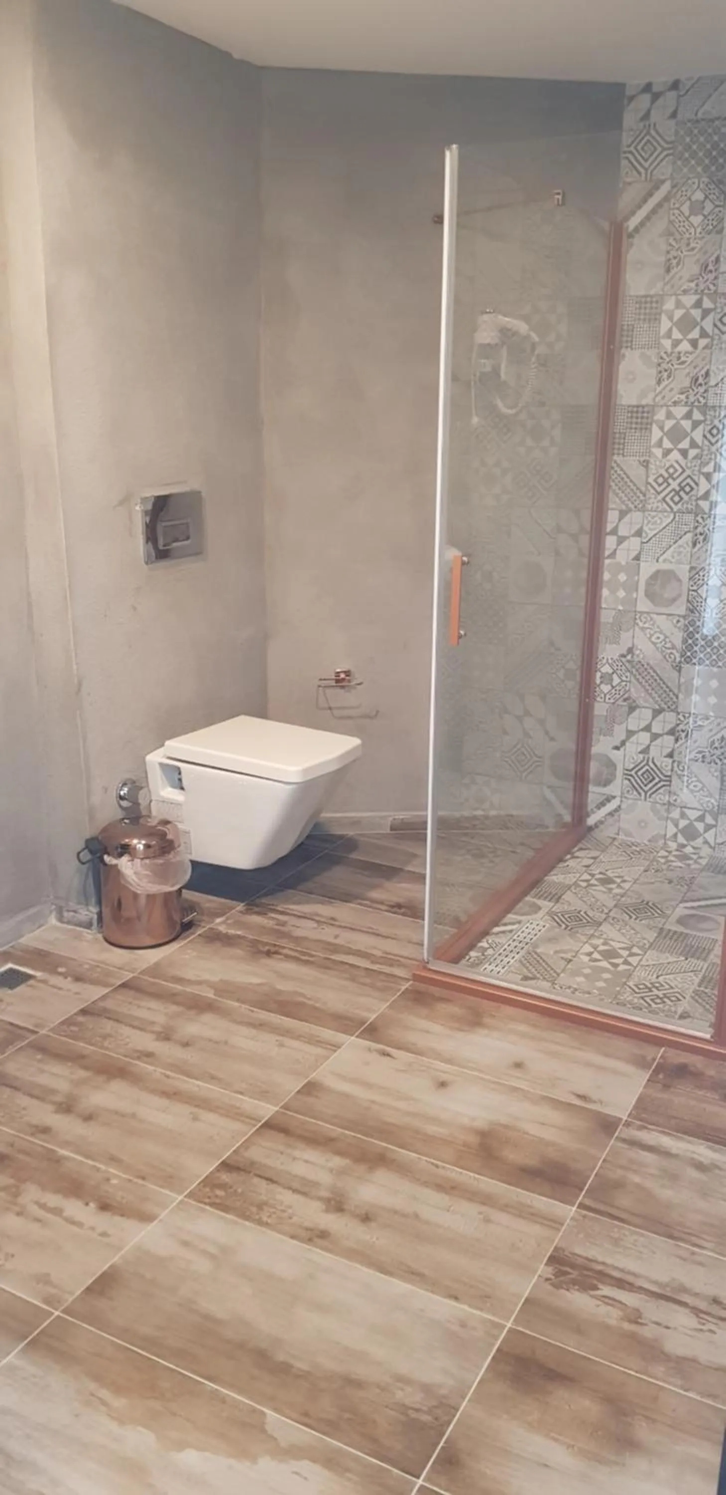 Shower in Fuego Design Suites