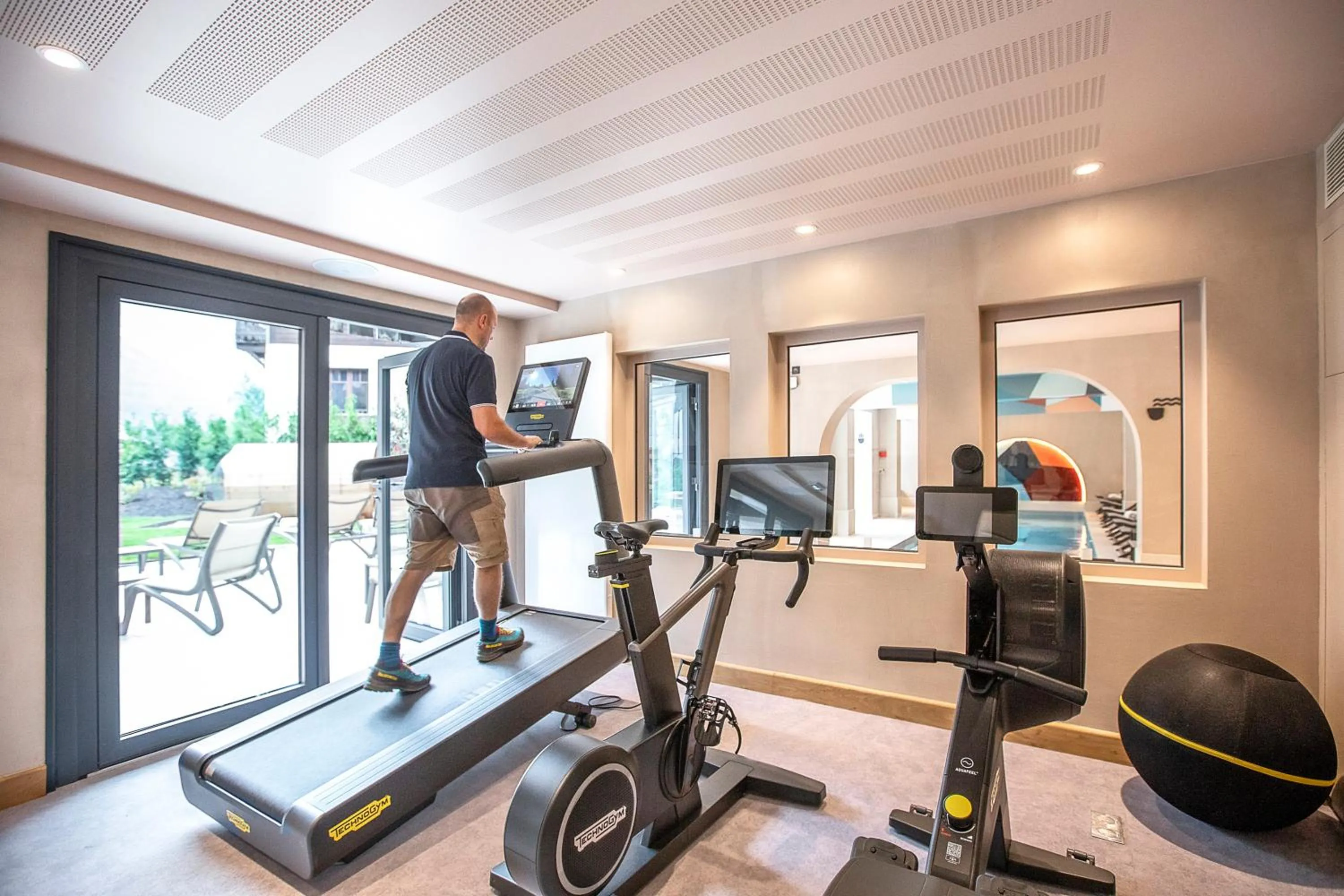 Fitness centre/facilities in Chalet Hôtel Le Prieuré & Spa