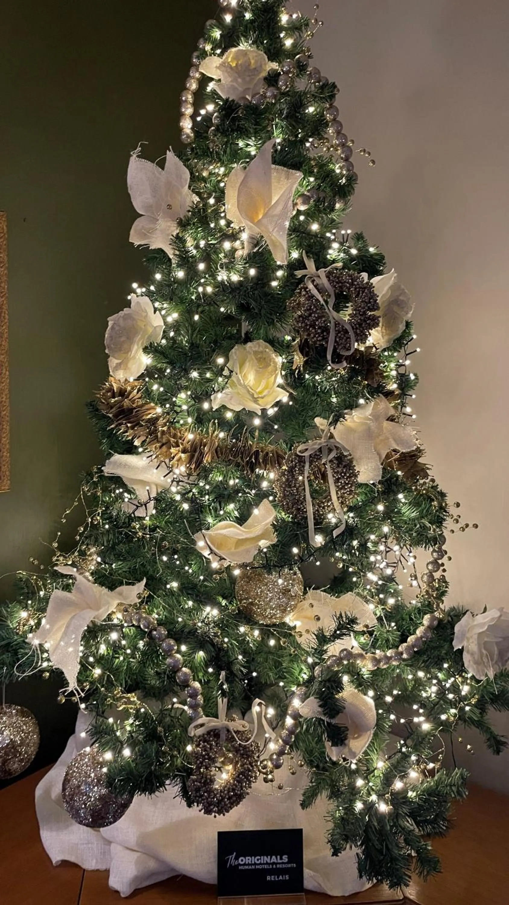 Decorative detail in Hôtel Restaurant Verger des Châteaux, The Originals Relais, proche Sélestat