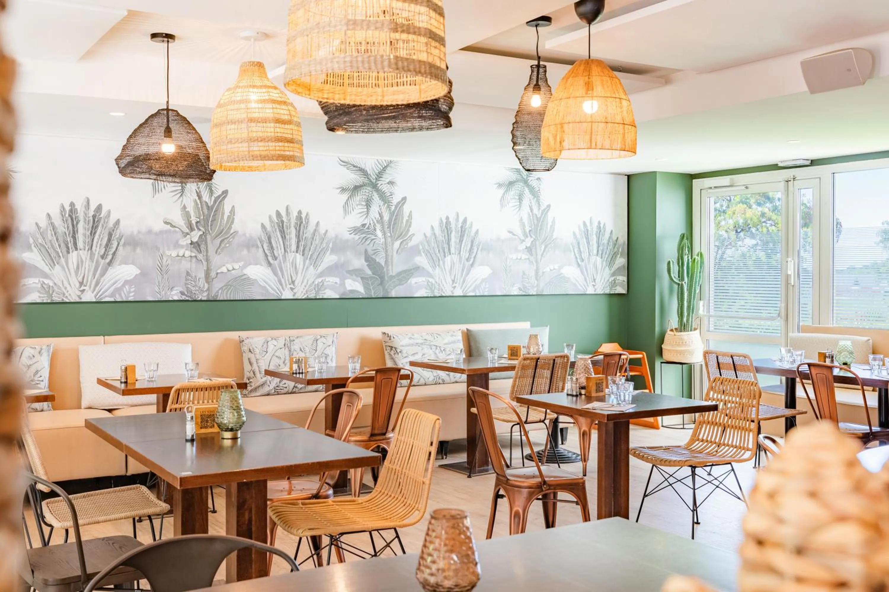 Restaurant/places to eat in Appart’City Confort Montpellier Ovalie I