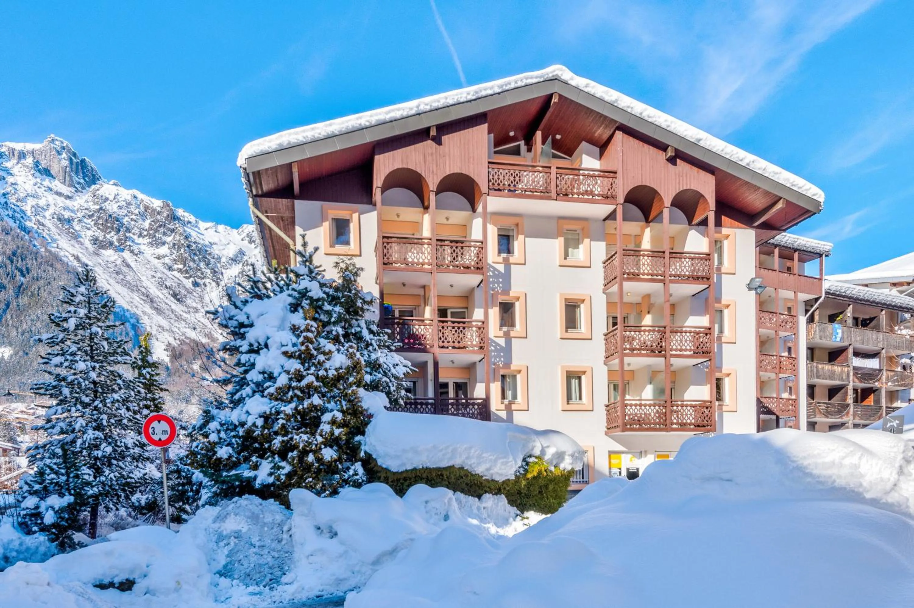 Property building in Résidence Pierre & Vacances La Rivière