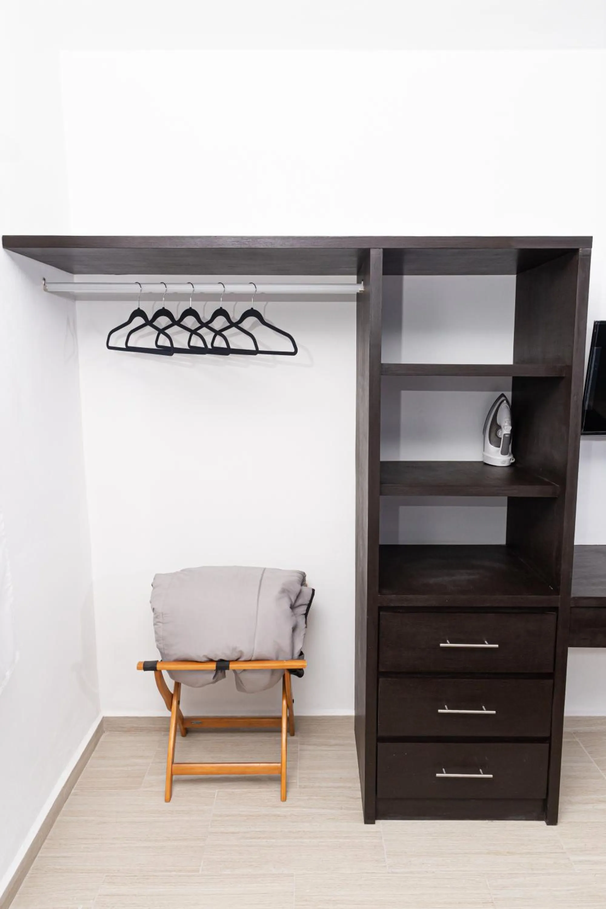 Santa Fe Studios And Suites