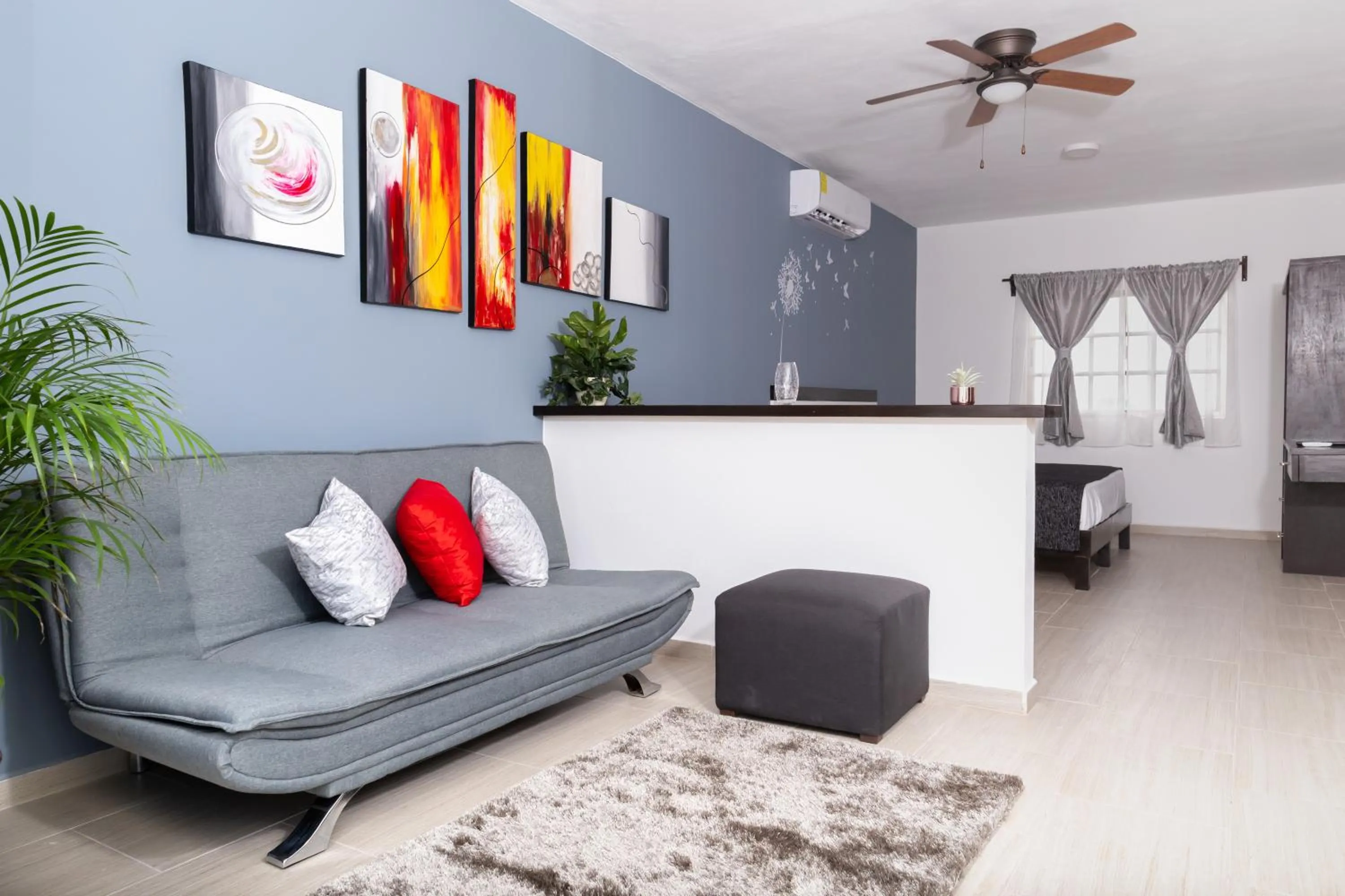 Living room in Santa Fe Studios And Suites