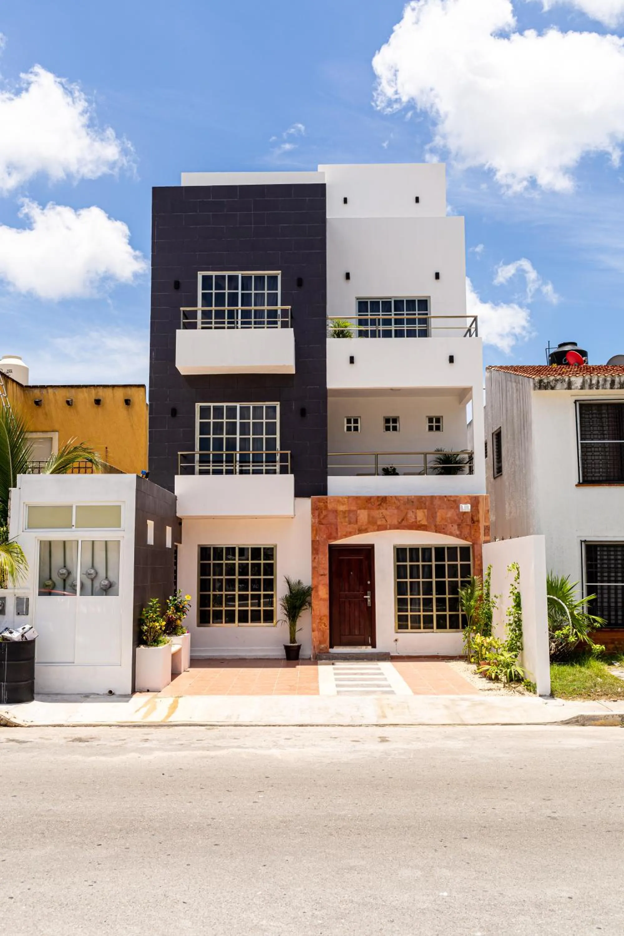 Santa Fe Studios And Suites