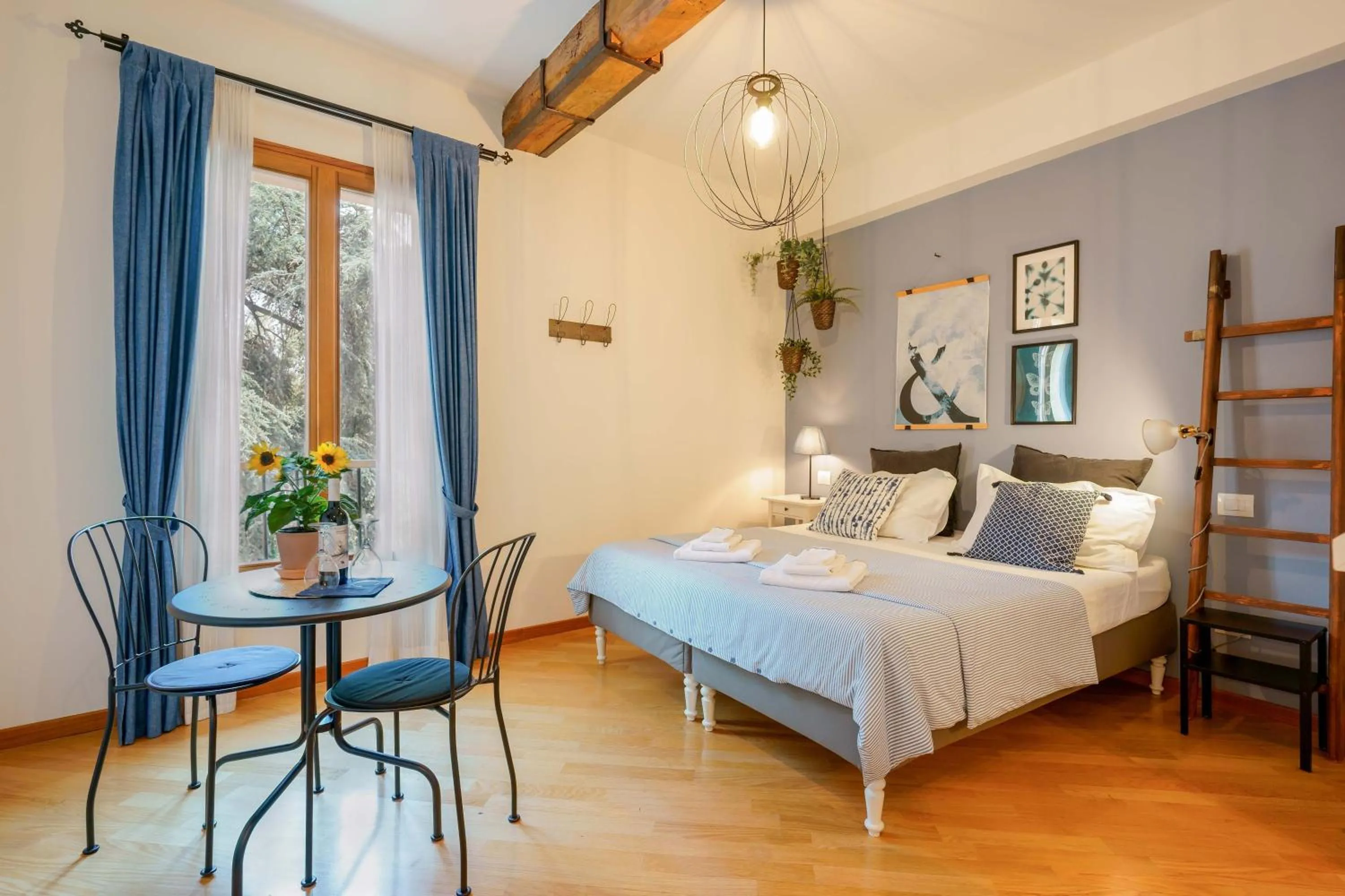 Photo of the whole room, Bed in B&B Il Viaggio Bologna