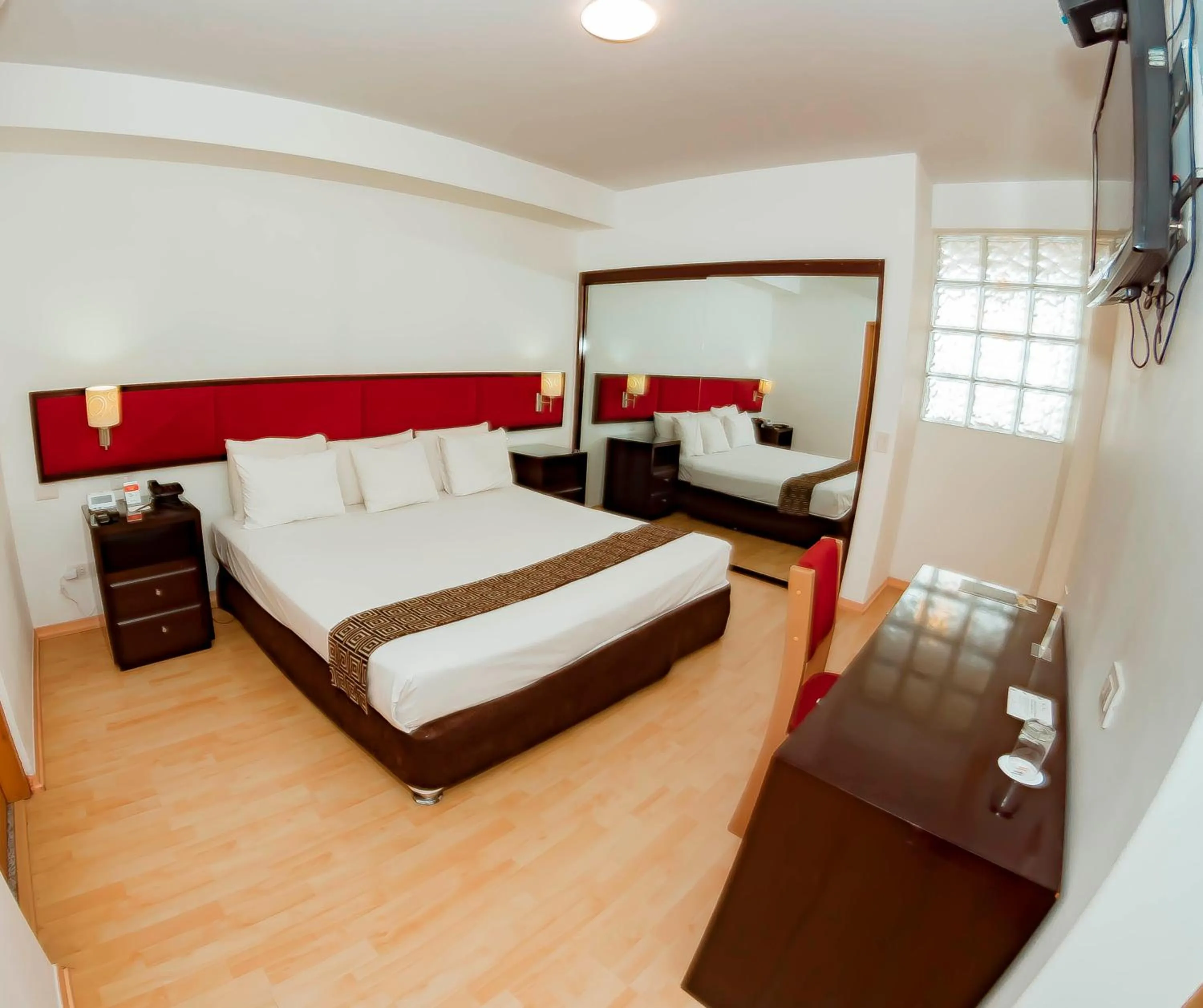 Standard Queen Room in WinMeier Hotel y Casino