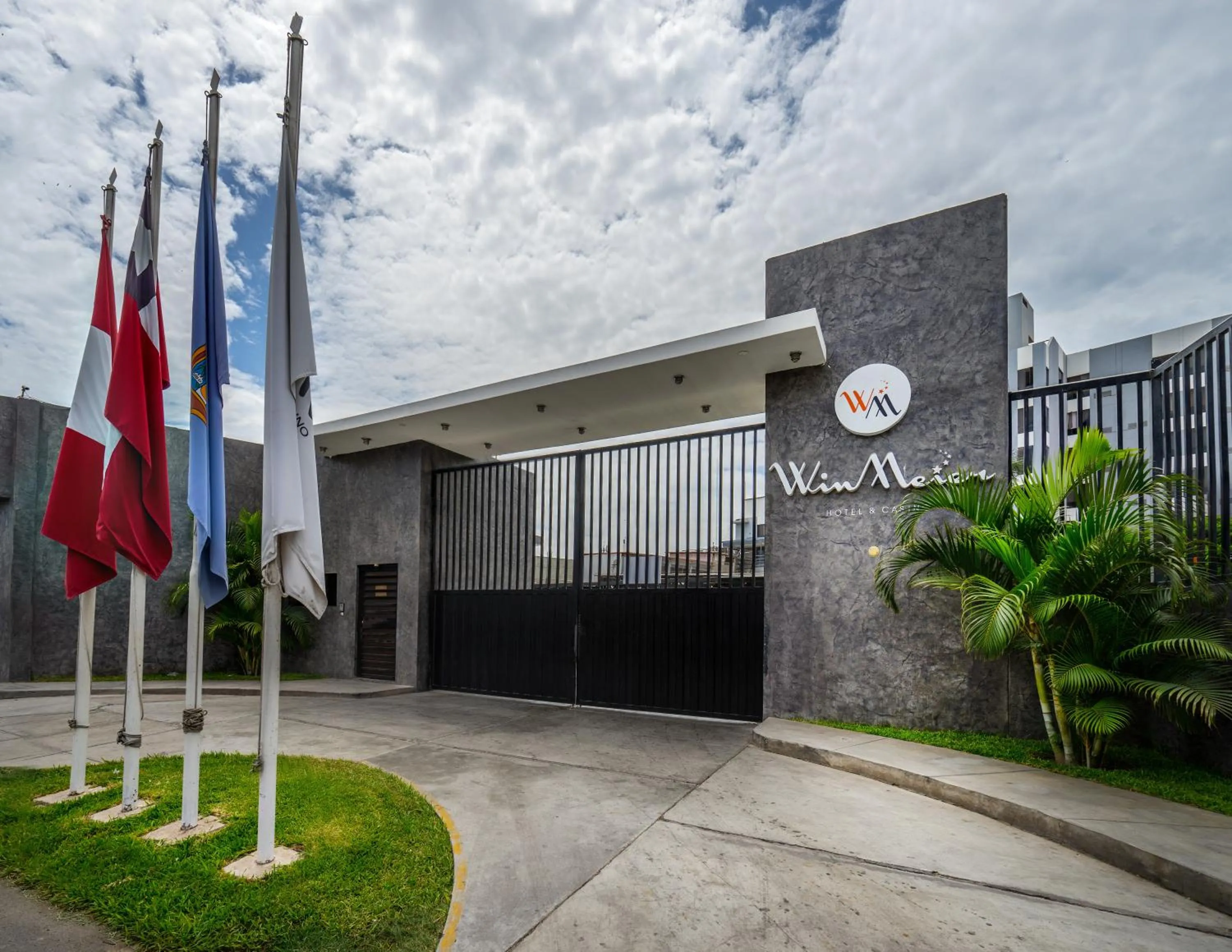 Facade/entrance in WinMeier Hotel y Casino