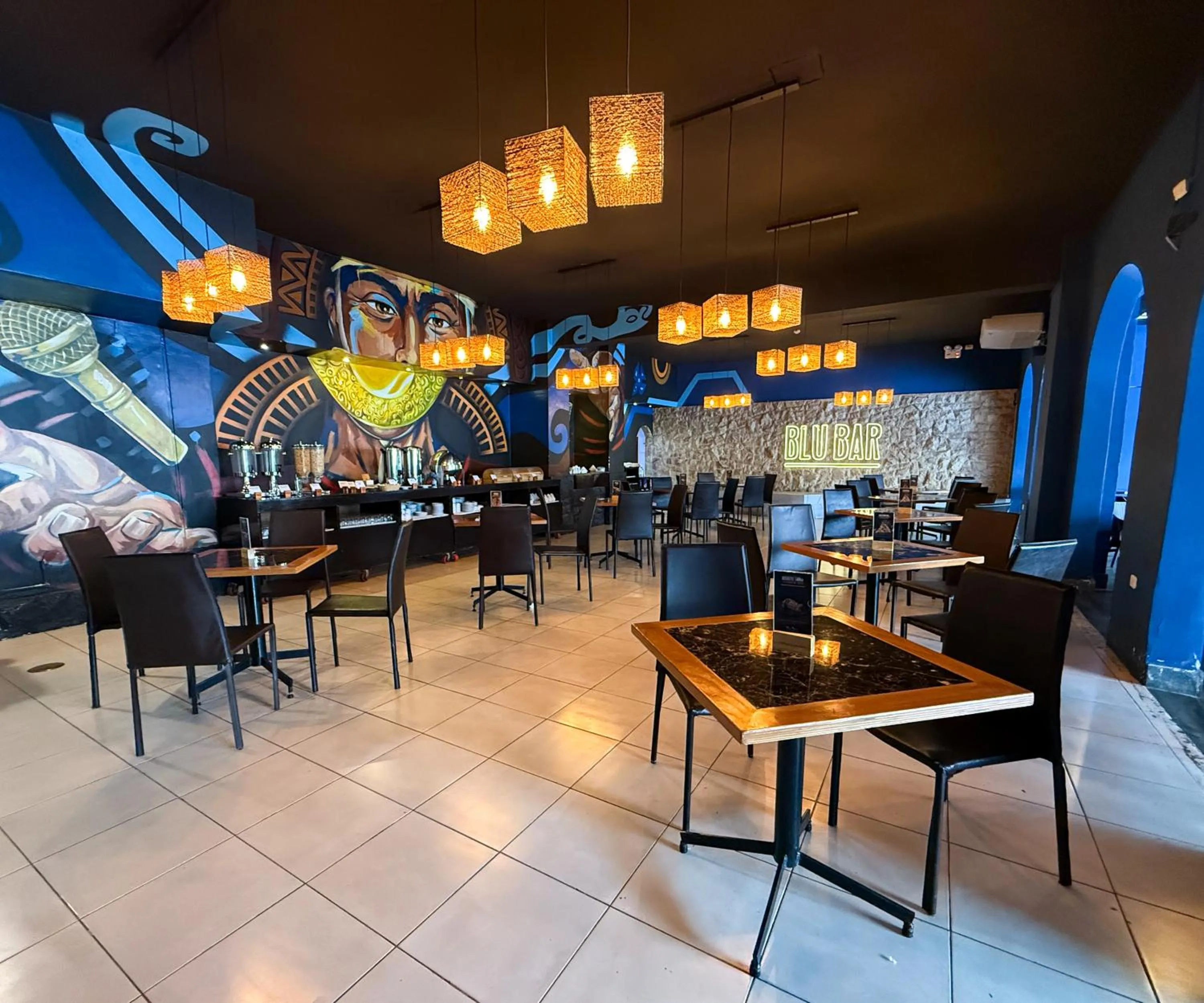 Restaurant/places to eat in WinMeier Hotel y Casino