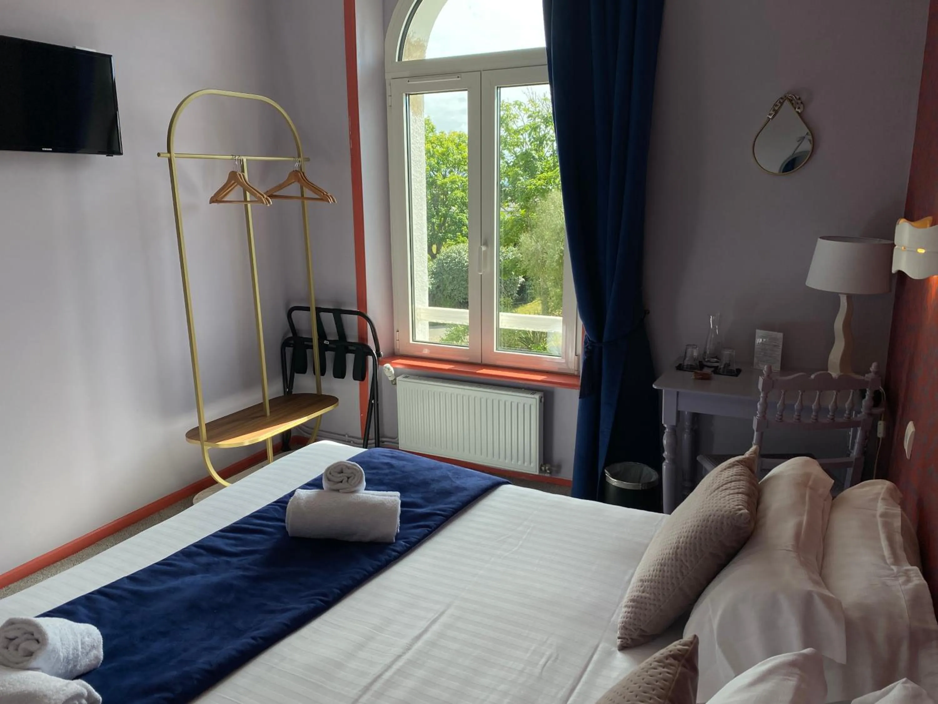 Bedroom, Bed in Park Hotel Bellevue