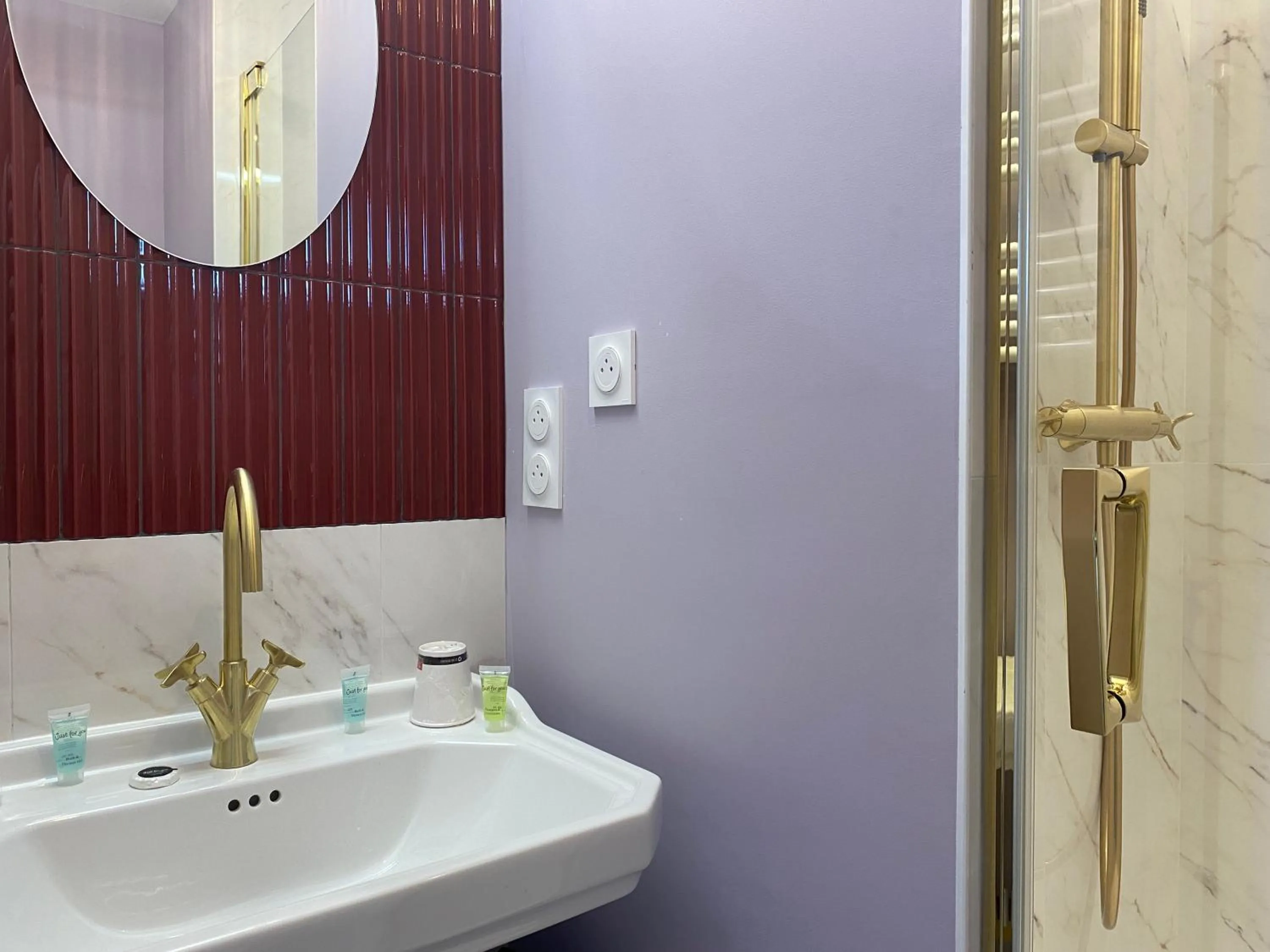 Bathroom in Park Hotel Bellevue