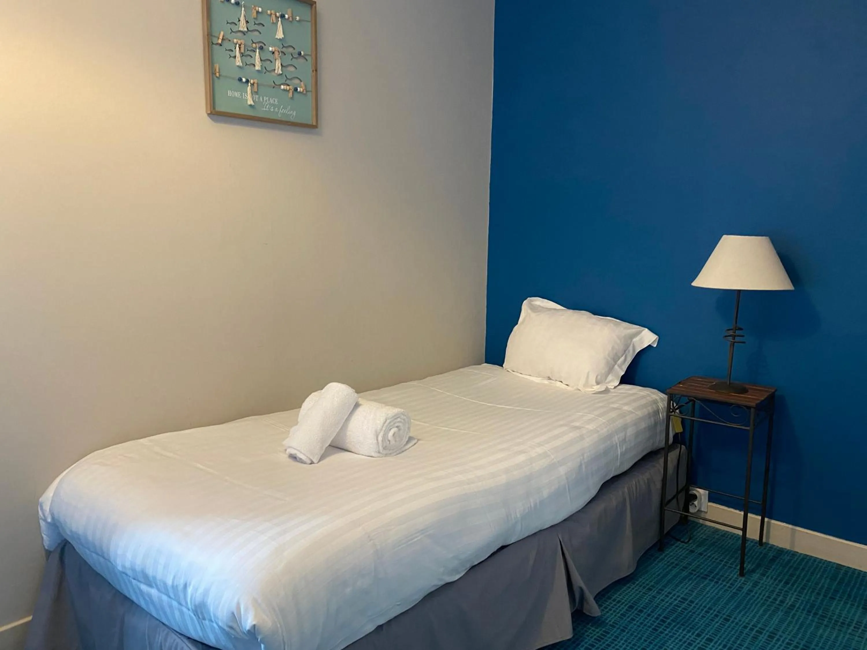 Photo of the whole room, Bed in Park Hotel Bellevue