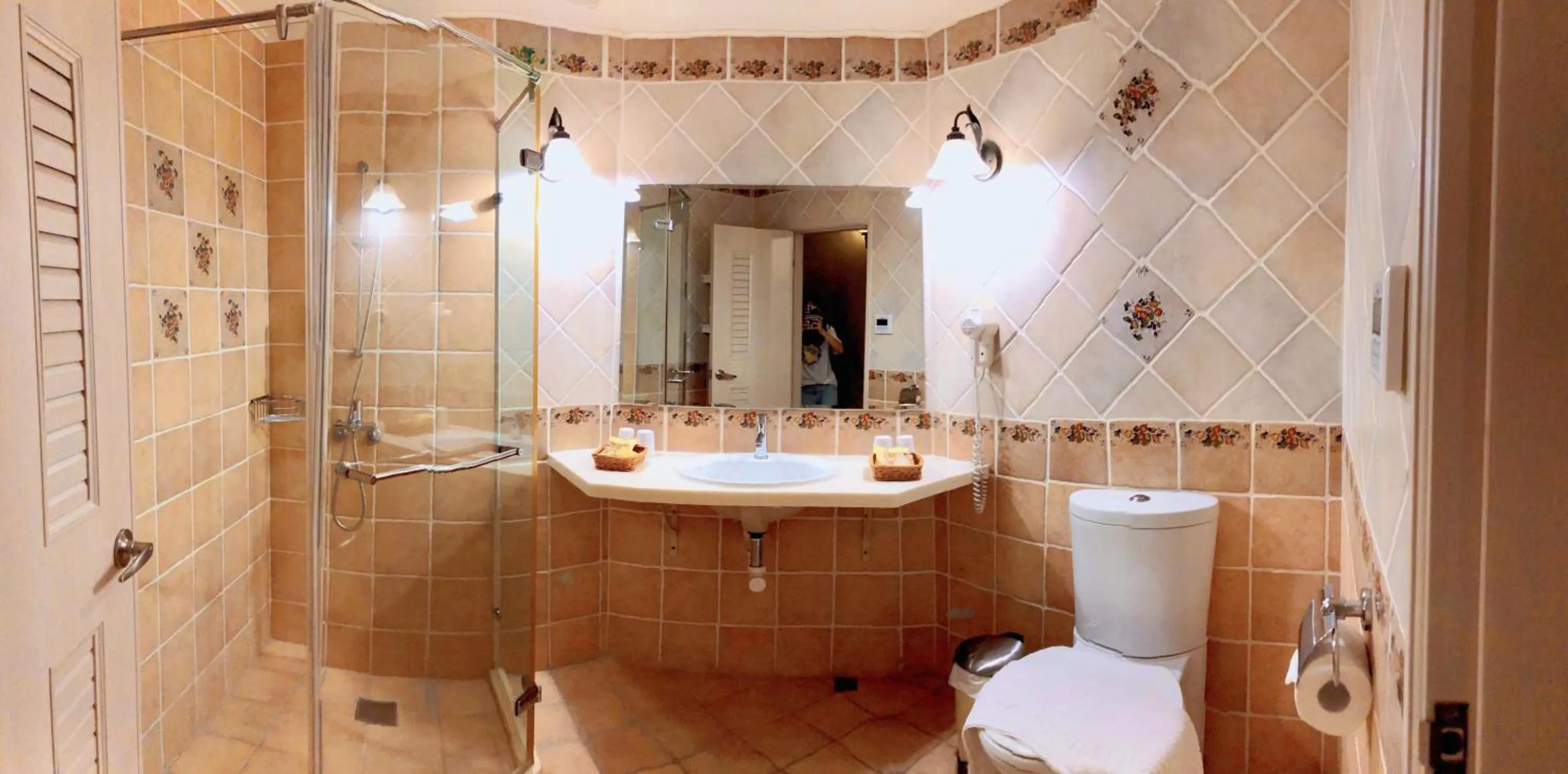 Bathroom in Fazhana Village B&B