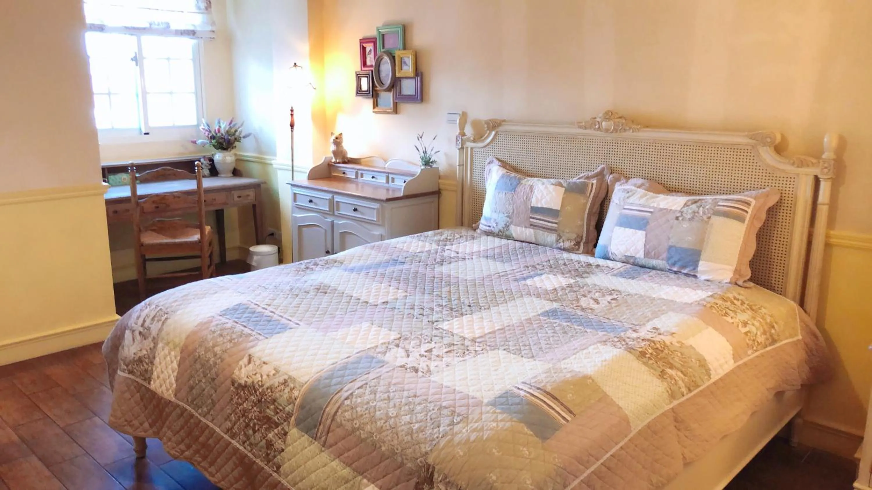 Bed in Fazhana Village B&B