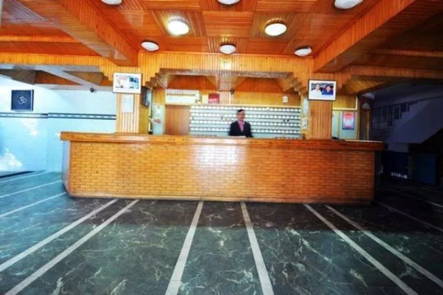 Lobby or reception in Hotel Gulmarg Regency