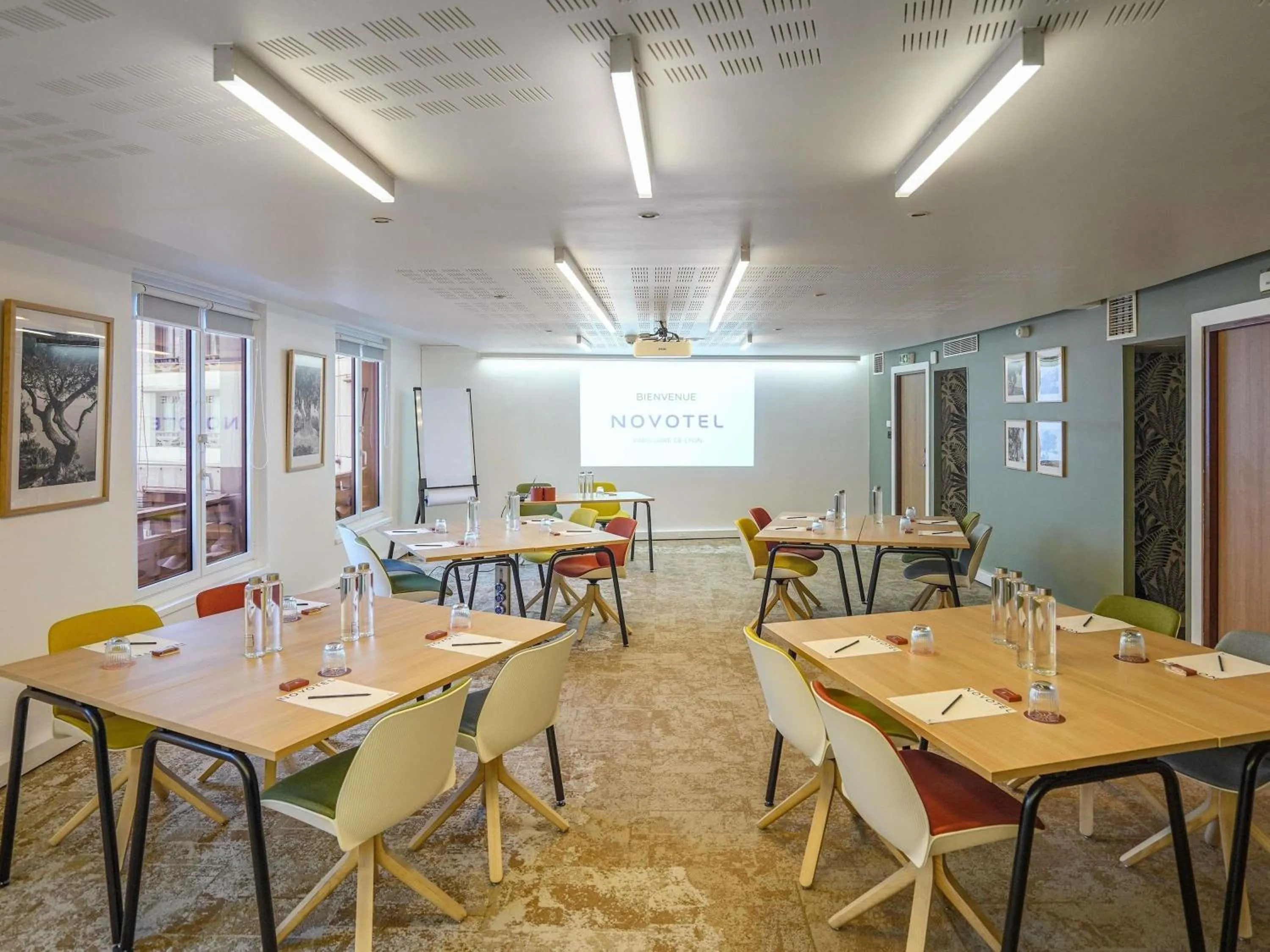 Property building in Novotel Paris Gare De Lyon