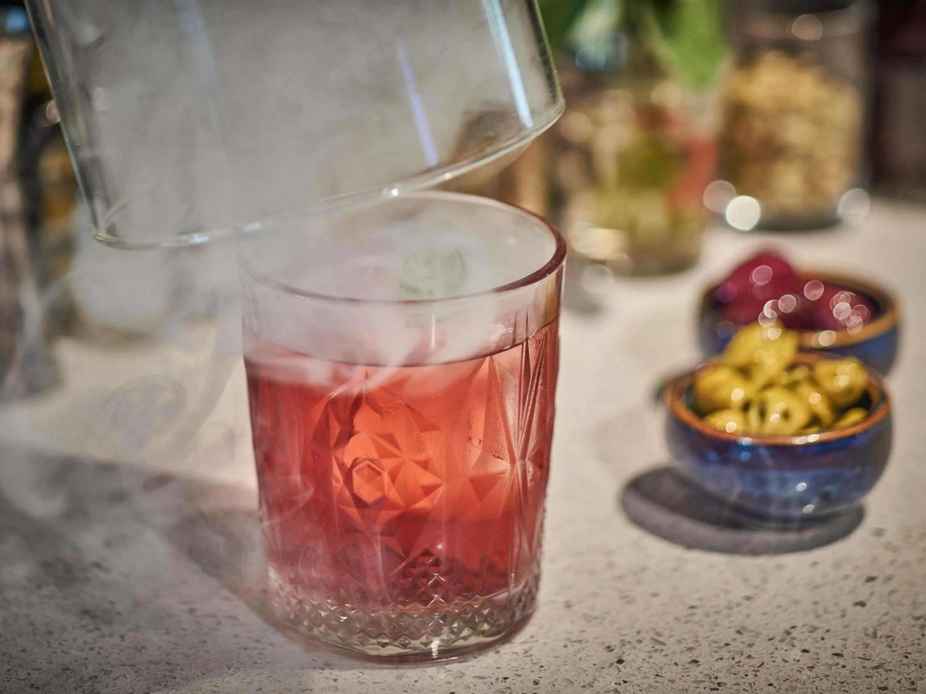 Lounge or bar in Novotel Paris Gare De Lyon