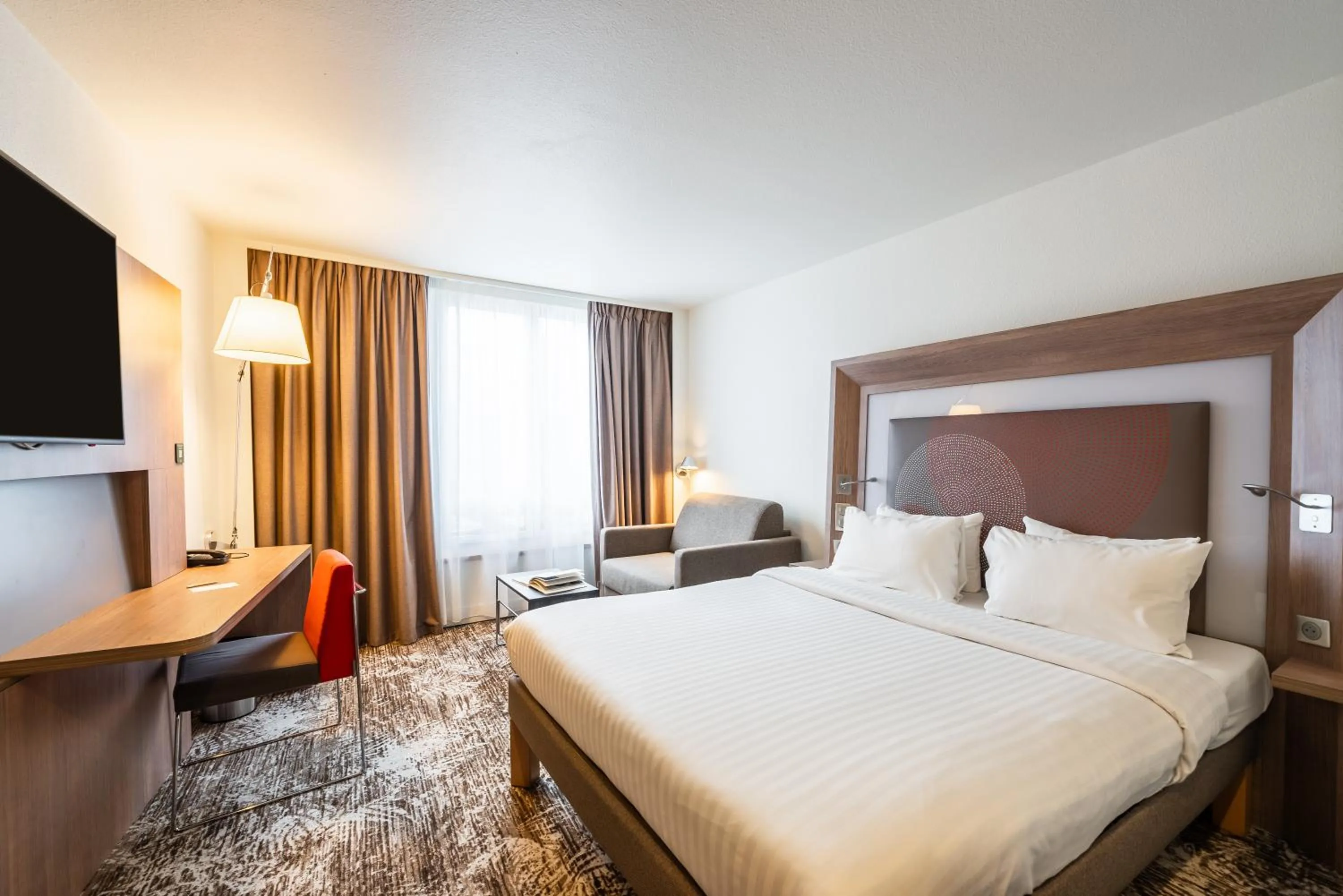 Bed in Novotel Paris Gare De Lyon