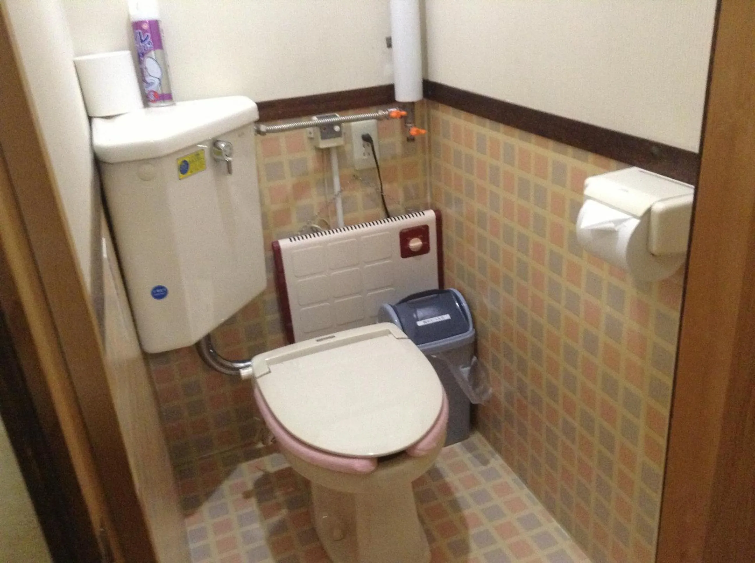 Toilet in Furano Minshuku Akiba