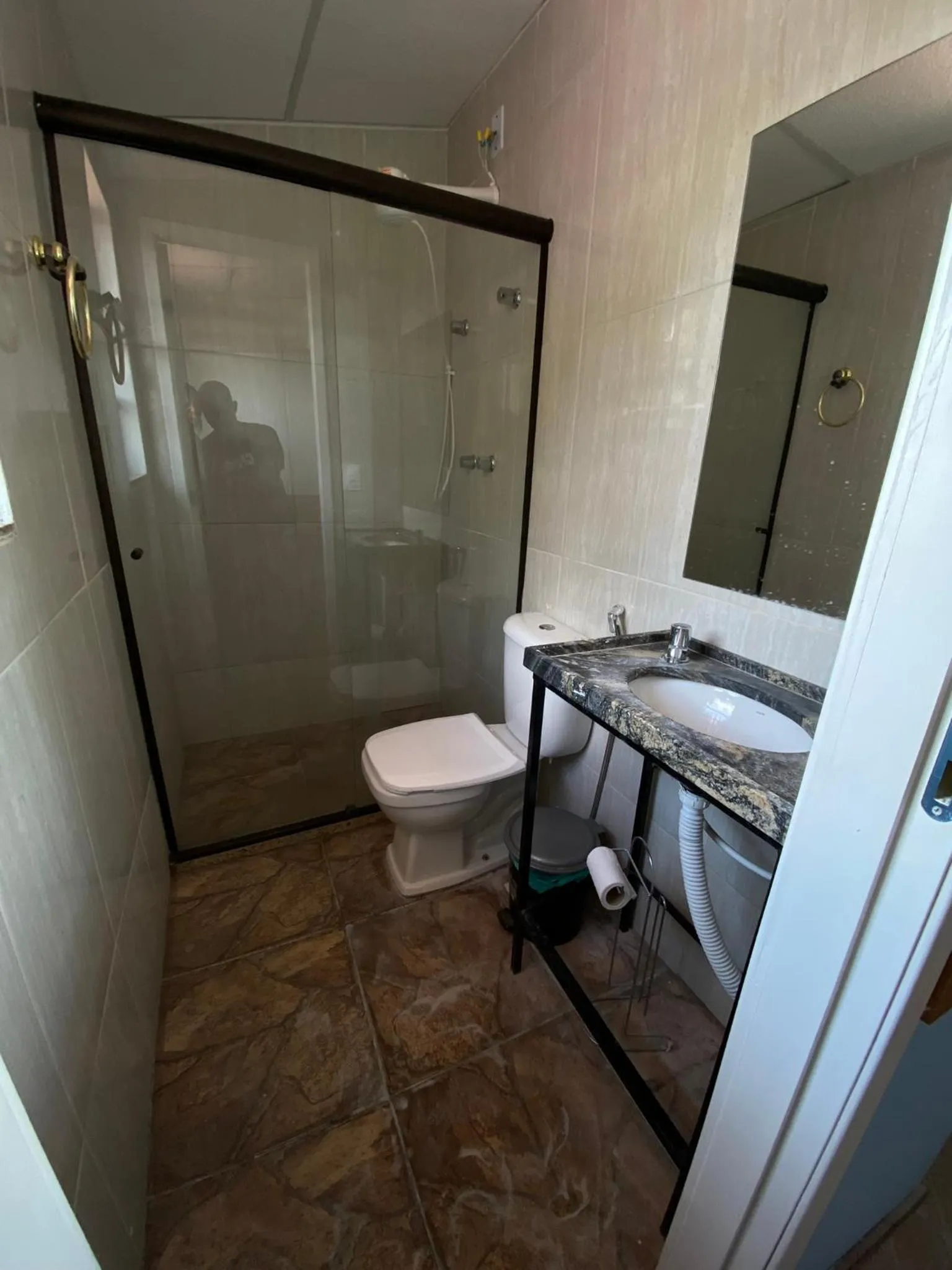 Shower in Pousada Queiroz