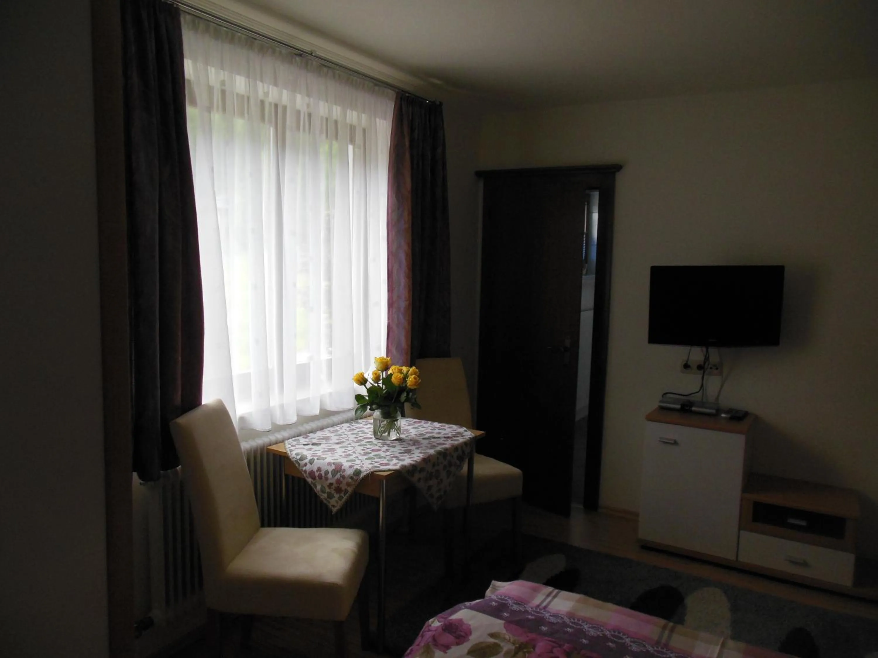 Day, Bed in Ferienhaus Moser