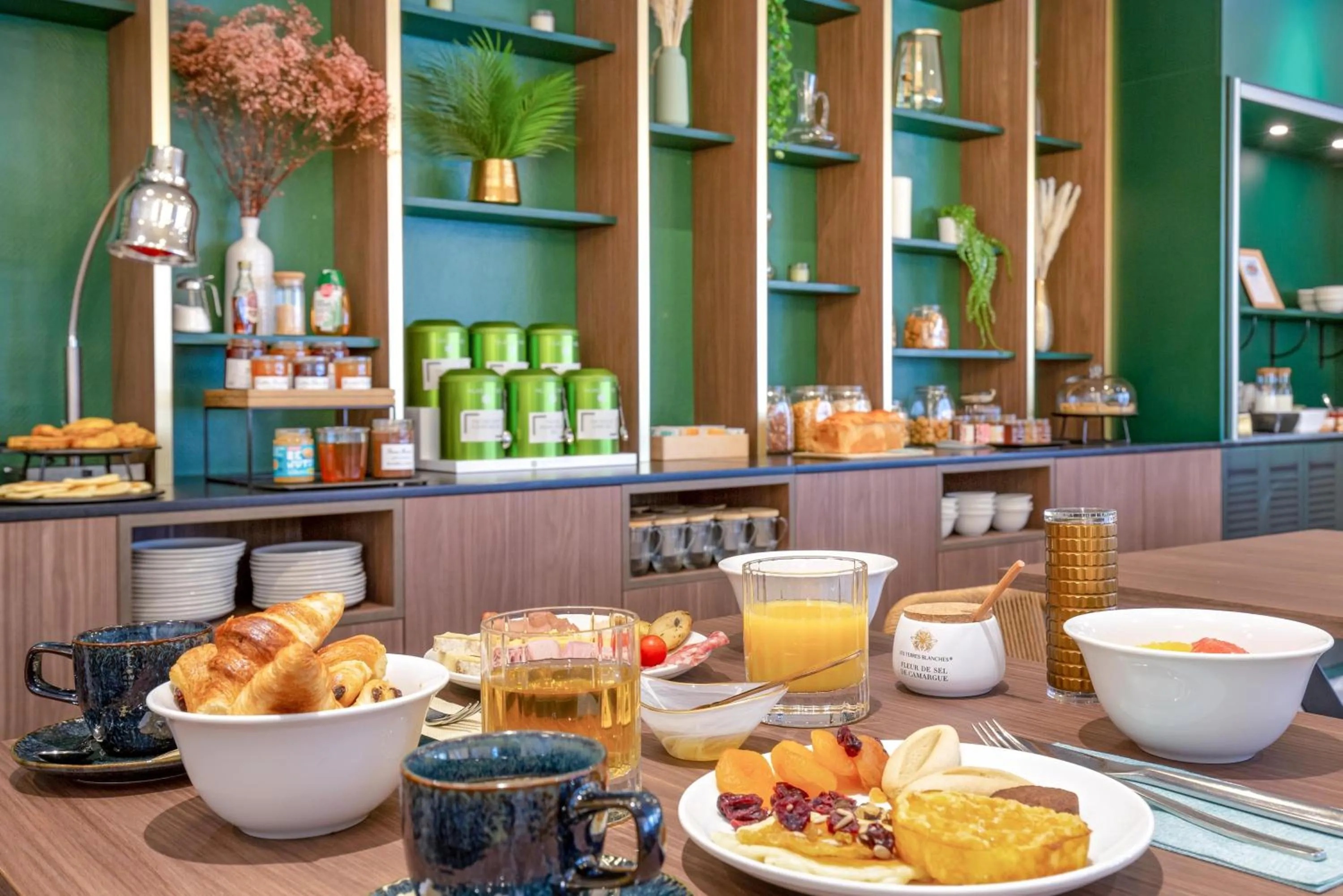 Food in Mercure Aix en Provence Beaumanoir