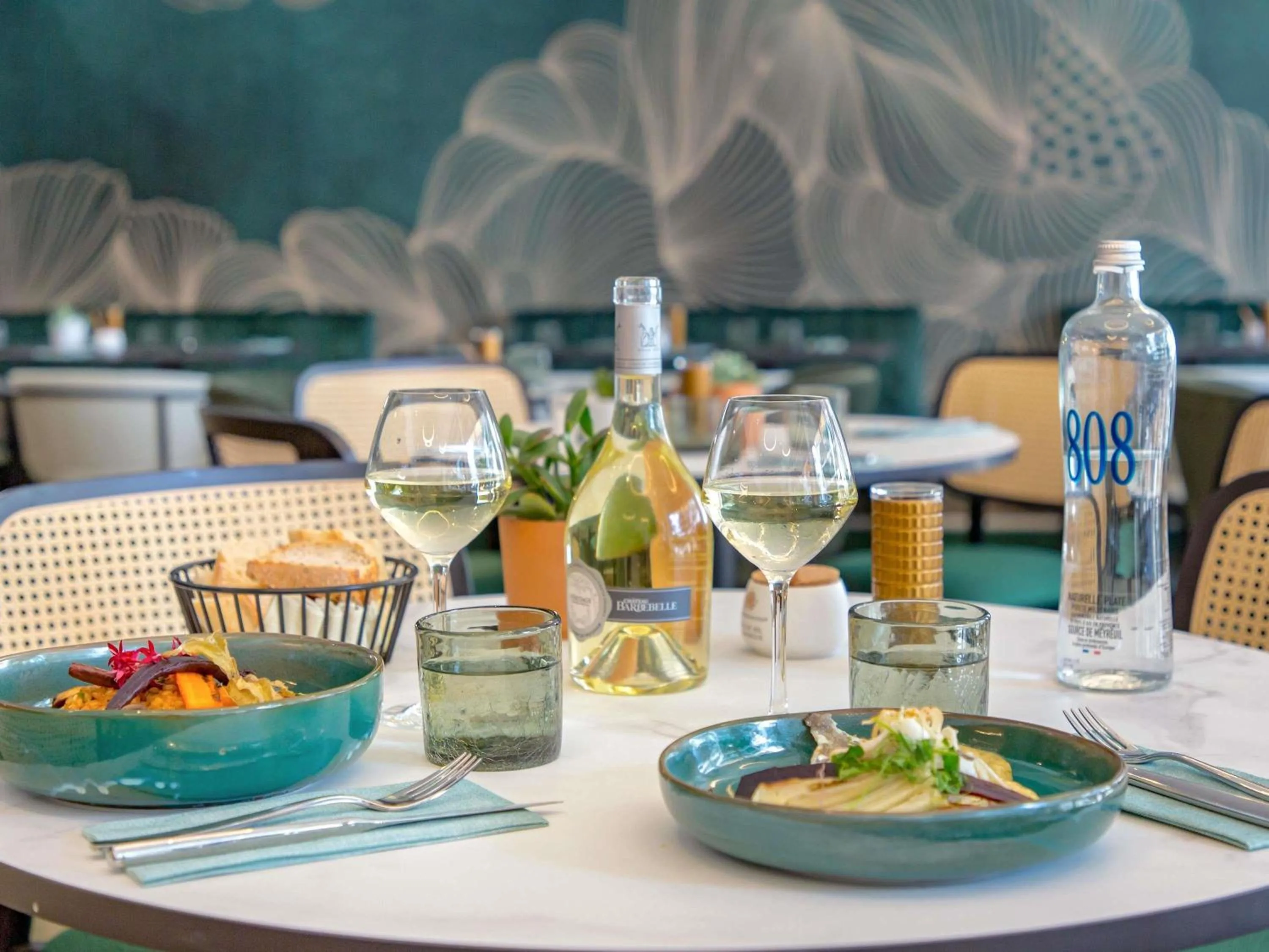 Restaurant/places to eat in Mercure Aix en Provence Beaumanoir