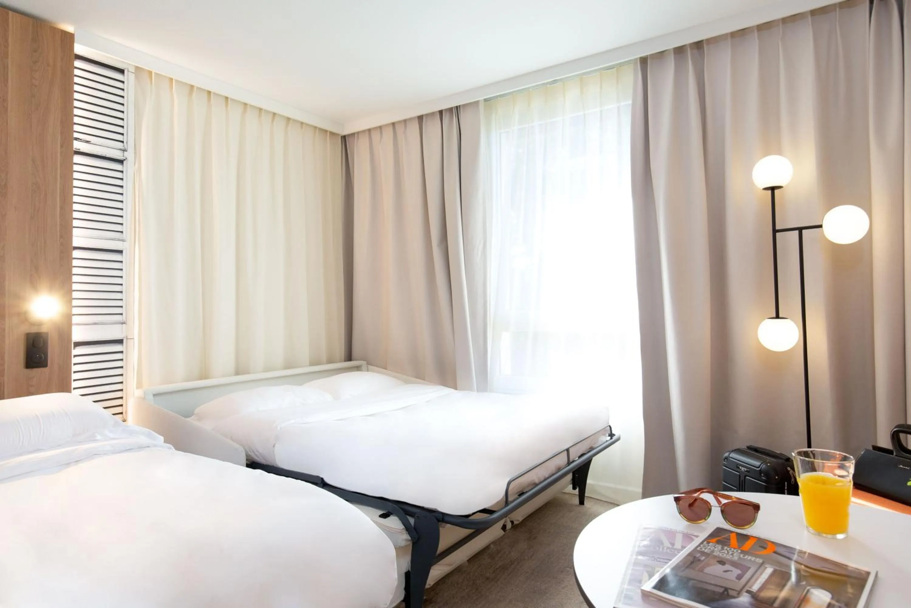 Bedroom, Bed in Mercure Aix en Provence Beaumanoir