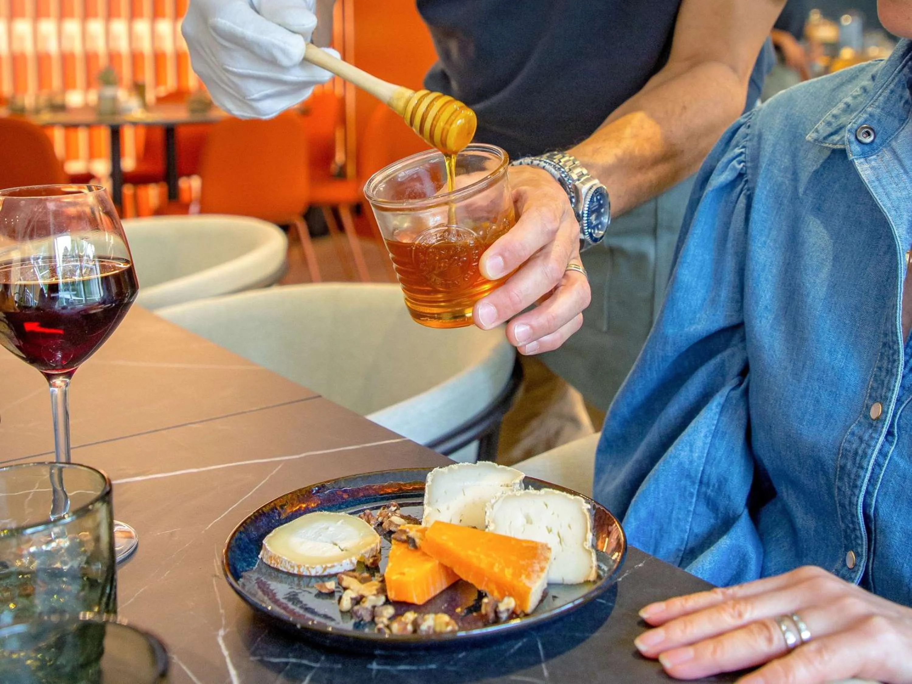 Restaurant/places to eat in Novotel Aix-en-Provence Beaumanoir